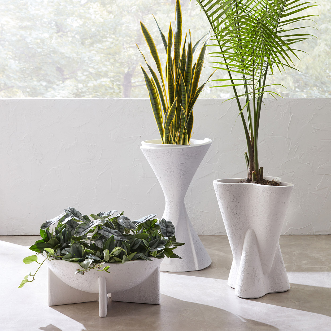 Hans Large Modern Planter - Elegant Indoor/Outdoor Flower Pot for Home, Garden, and Office Decor - Perfect for Plants, Succulents, and Herbs