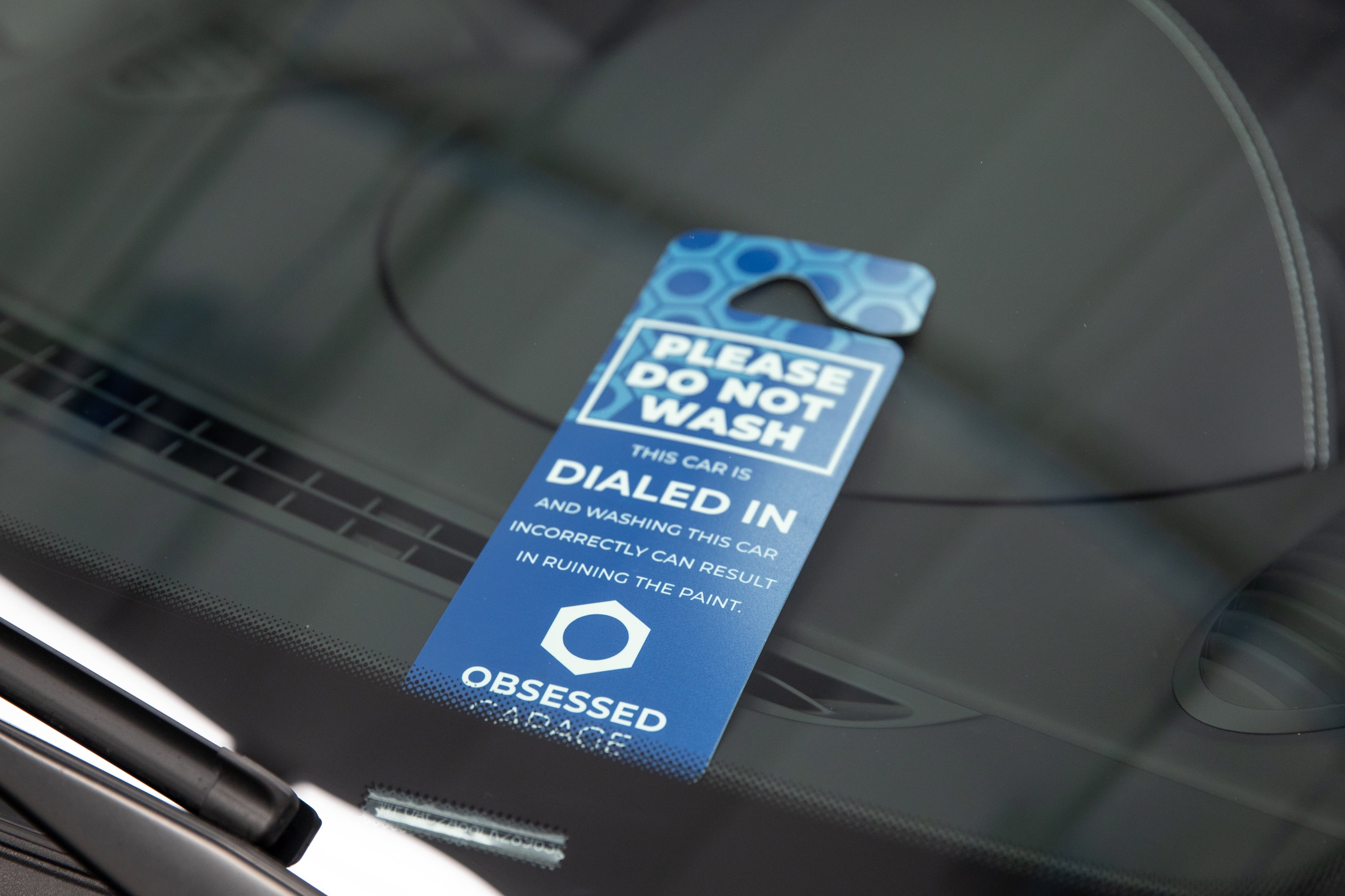 Obsessed Garage 'Please Do Not Wash' Mirror Hanging Sign - Durable Car Wash Warning Sign for Garages, Detailing Shops & Auto Enthusiasts