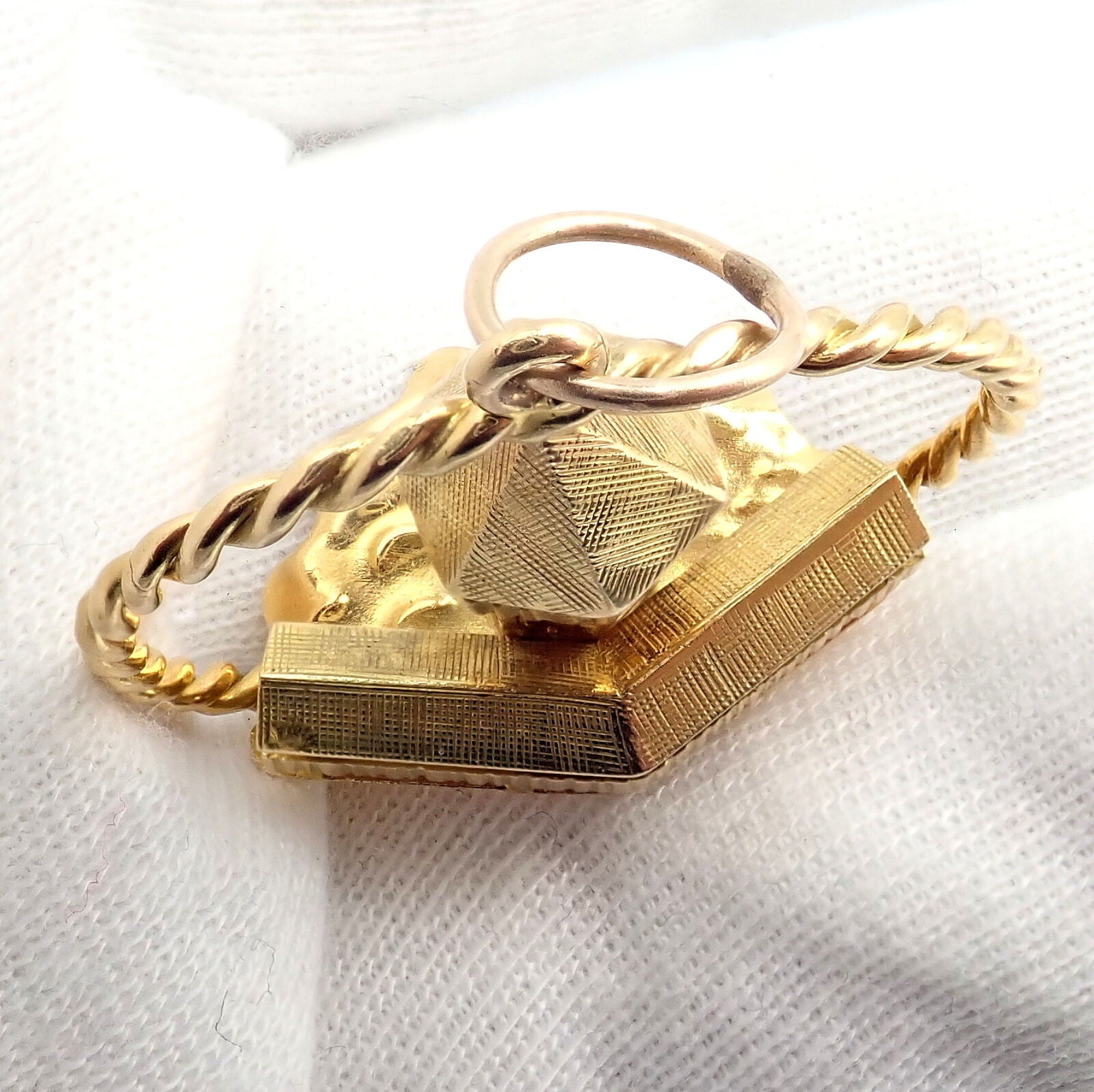 Vintage Gubelin 18k Yellow Gold Tower Charm Pendant - Rare Collectible Jewelry for Necklace Layering & Gift Giving