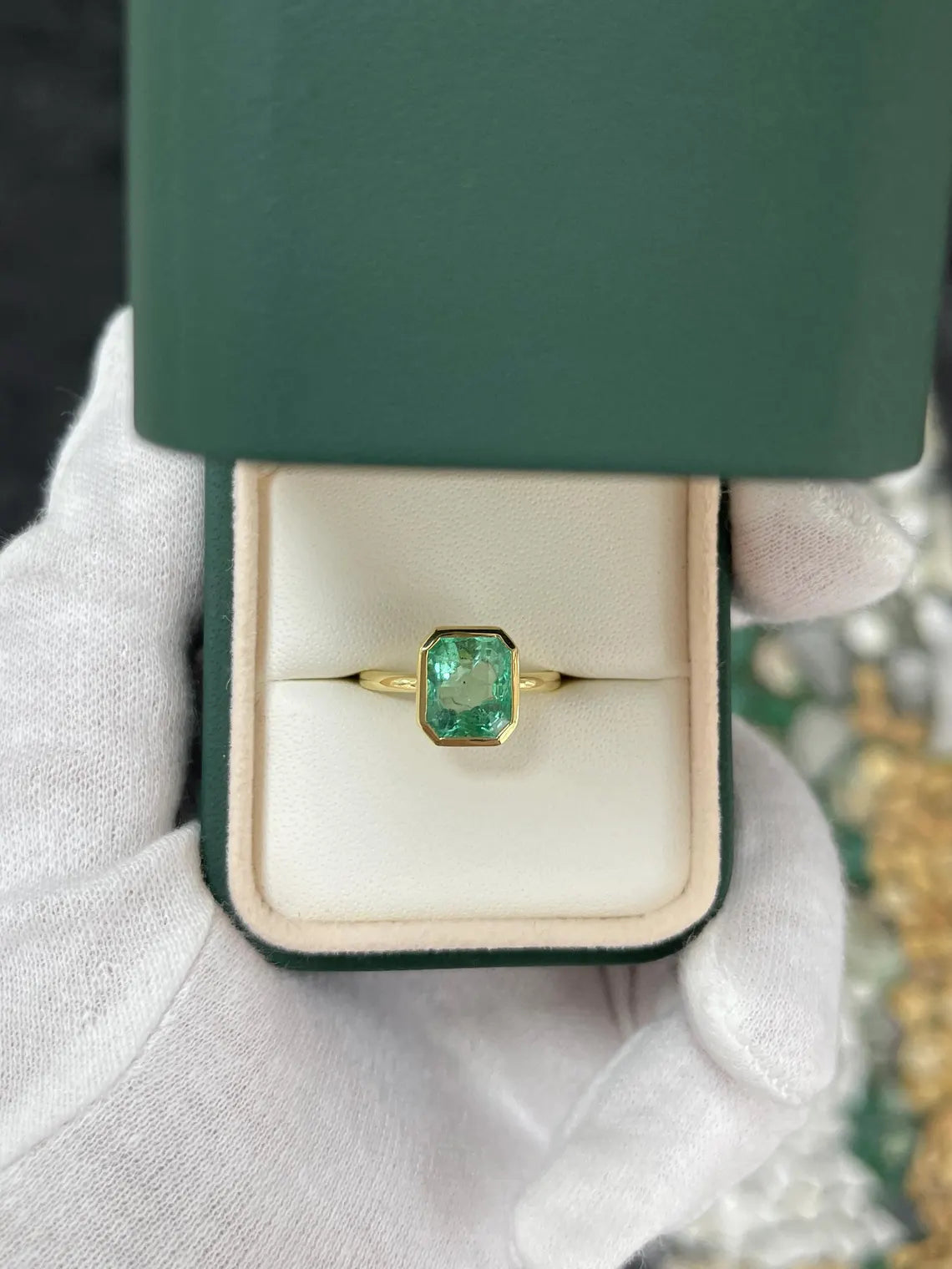 3.04ct Vivid Seafoam Green Emerald Bezel Solitaire Engagement Ring - Elegant Wedding Band, Perfect for Proposals, Anniversaries & Romantic Occasions