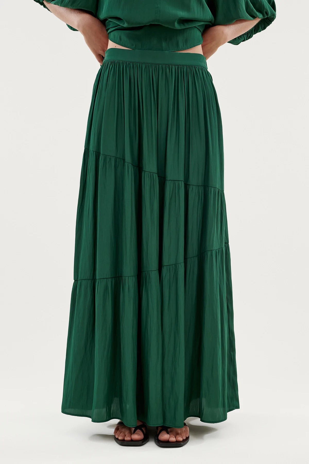 Emerald Green Fall Skirt for Women - A-Line Midi Length with Pockets - Perfect for Autumn Outfits, Office Wear & Casual Dates