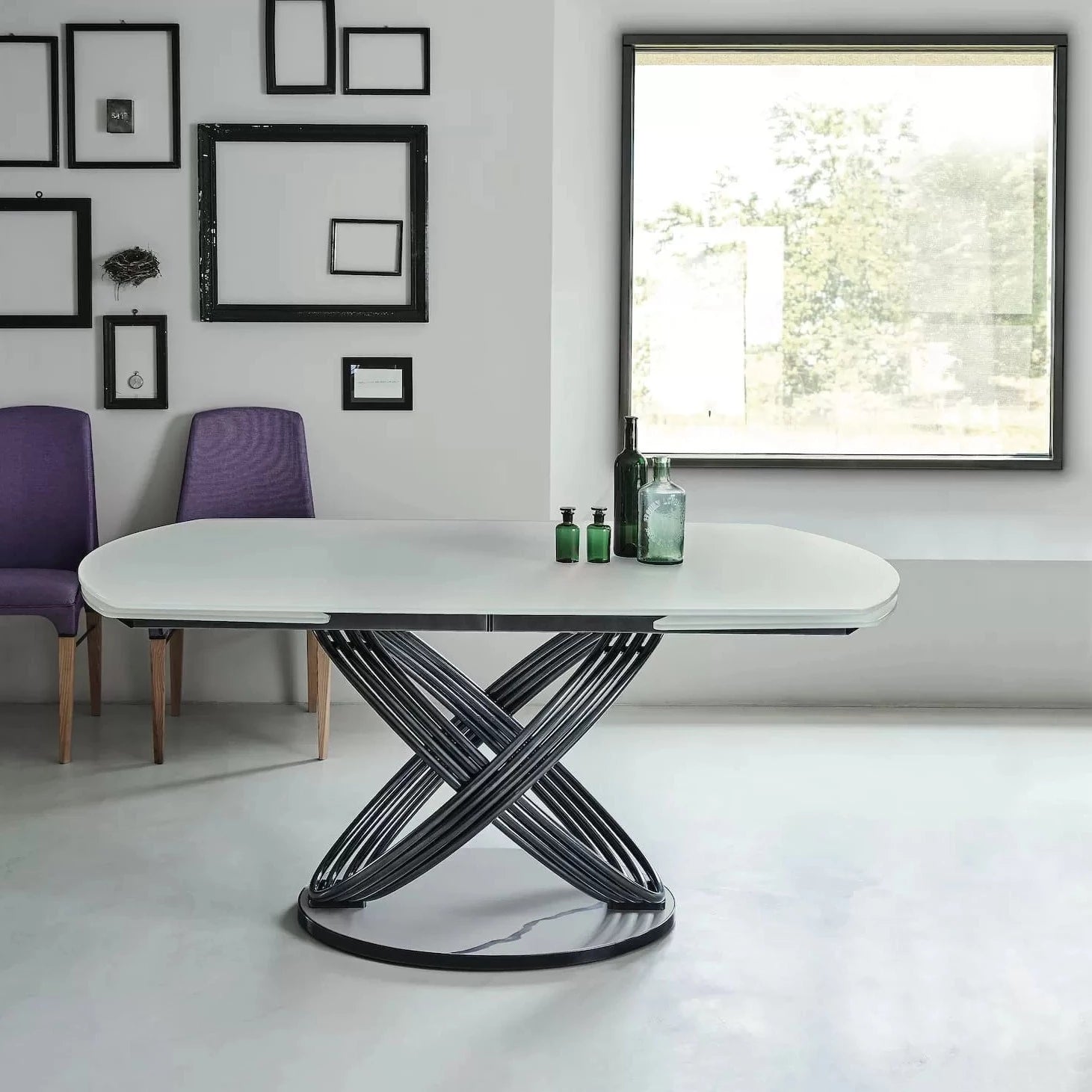 Extendable Fusion Barrel Table - Expandable Dining Table for Small Spaces | Perfect for Apartments, Patios & Outdoor Gatherings