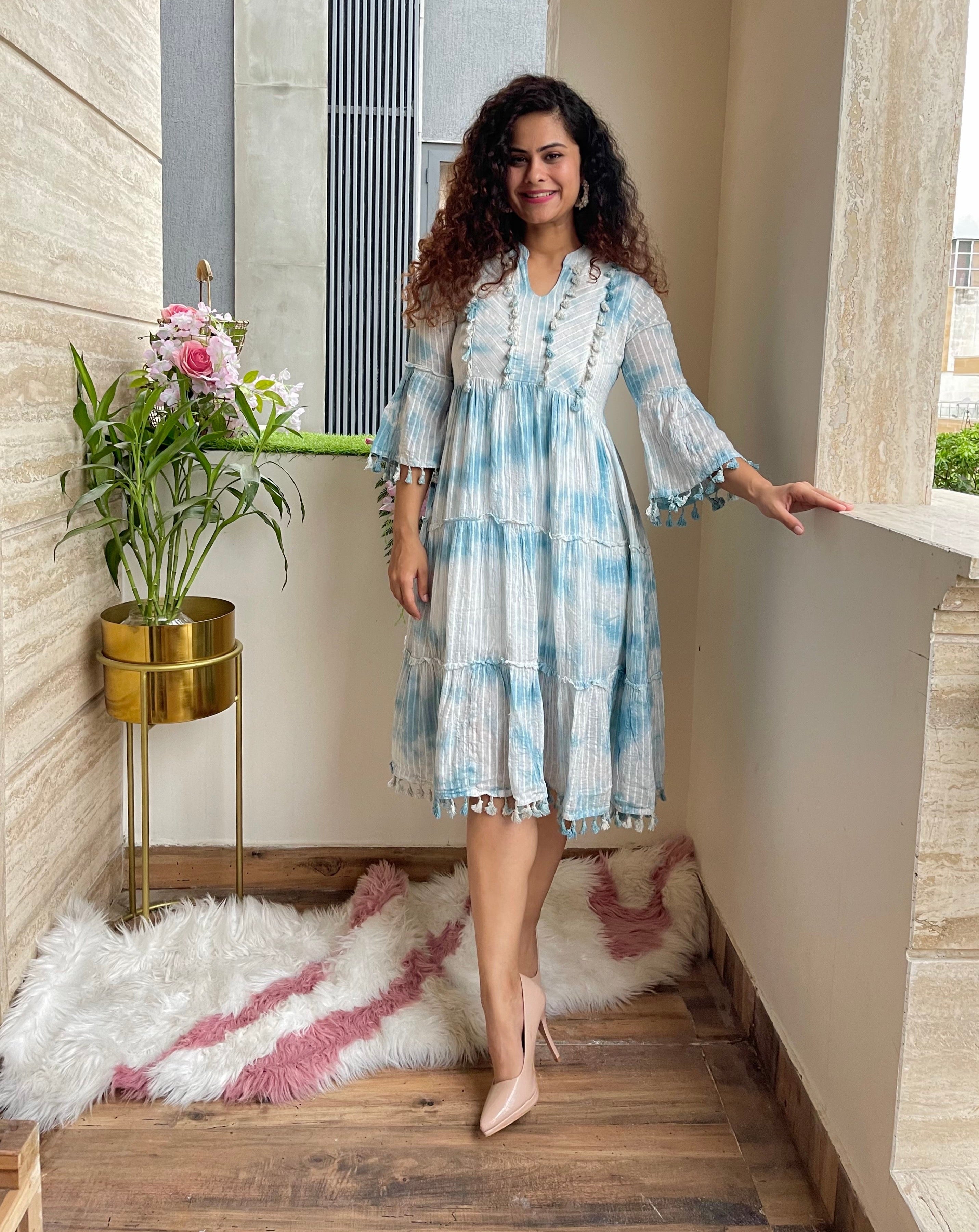 Elegant Women's Blue Maxi Dress - Flowy Long Summer Dress for Beach, Wedding & Casual Wear | Perfect for Vacations & Outdoor Events