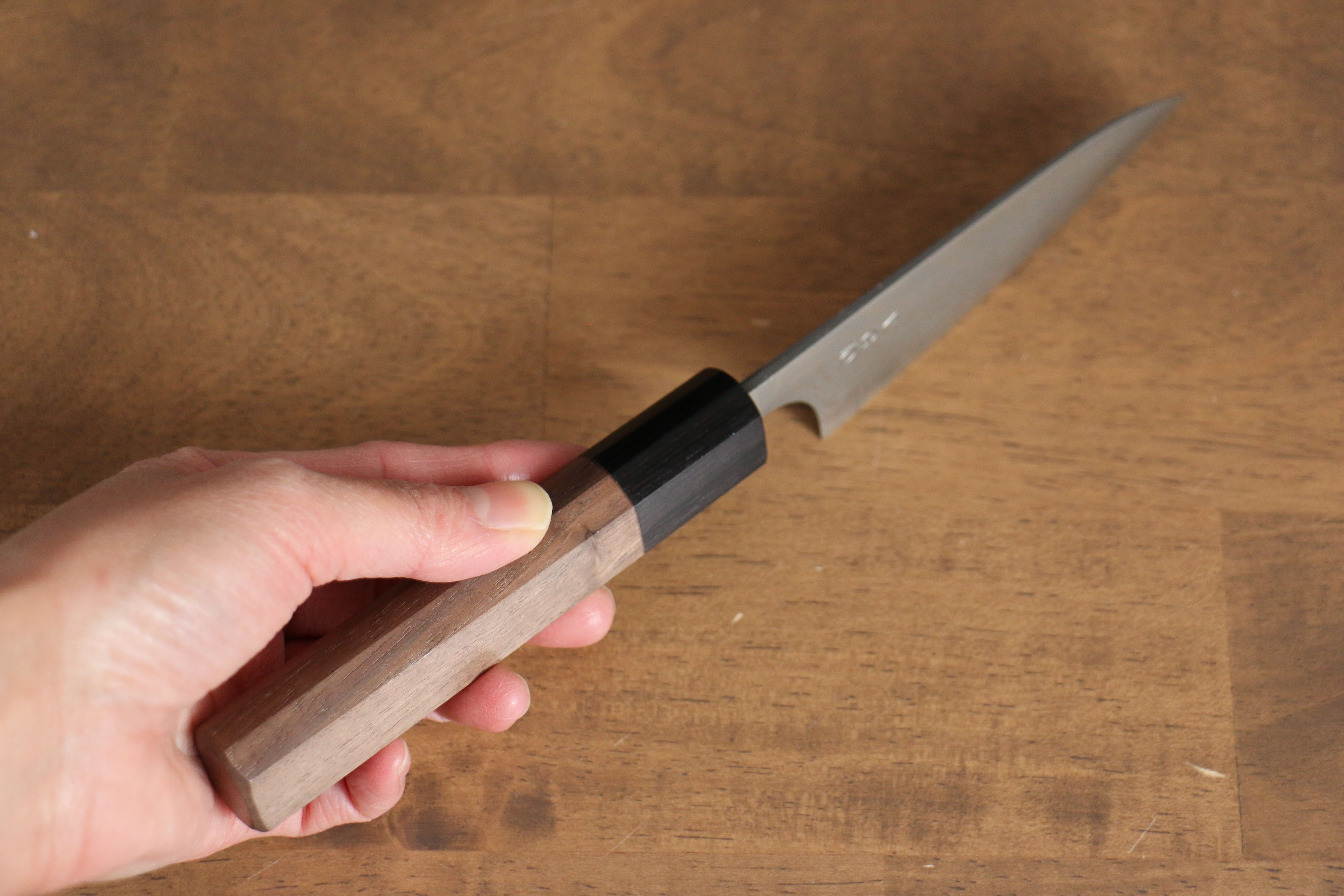 VG10 Damascus Petty Utility Knife 100mm - Japanese Chef Knife with Walnut Handle - Perfect for Slicing, Peeling & Precision Cutting in the Kitchen
