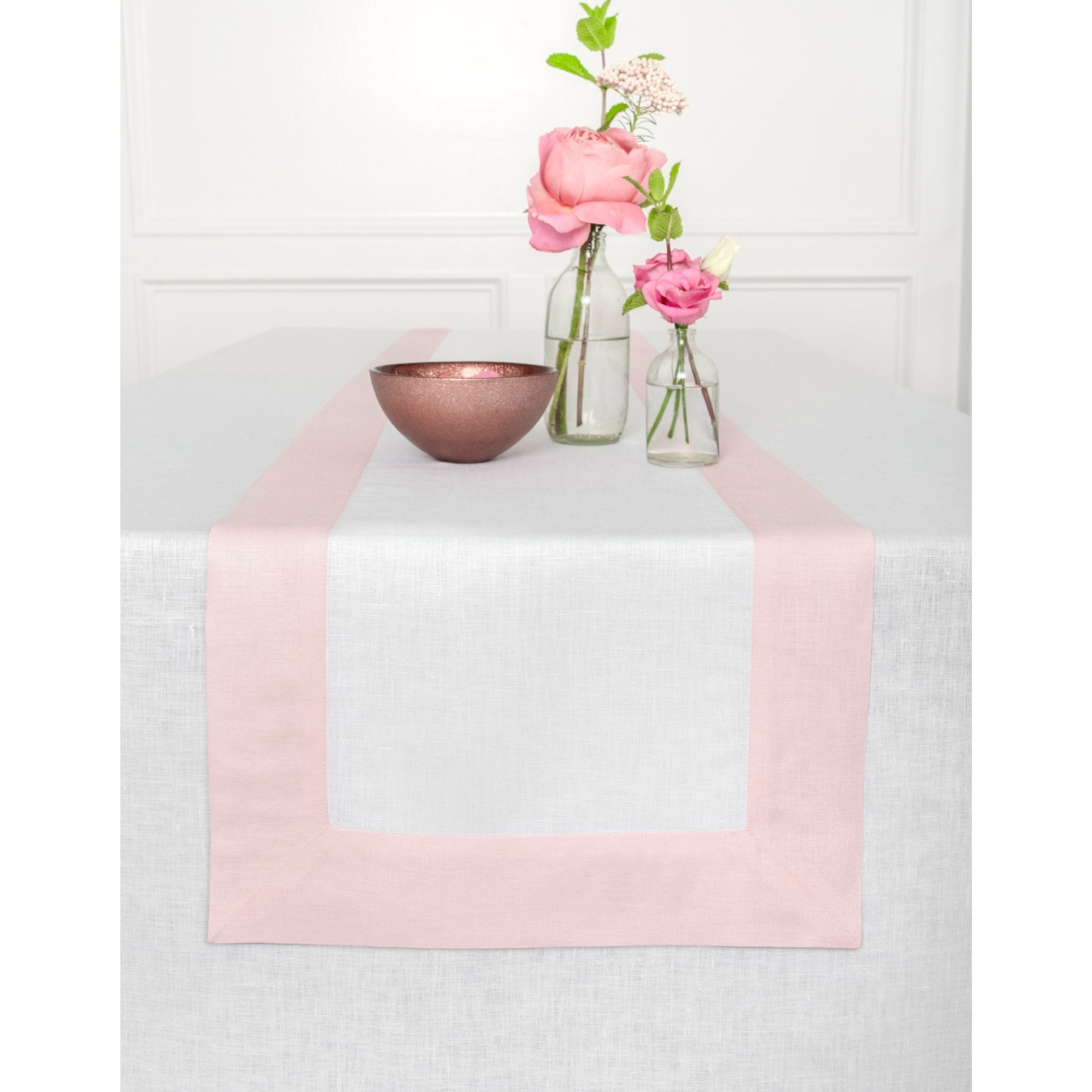 Elegant Contempo Table Runner - Premium Dining Decor for Weddings, Holidays & Everyday Use