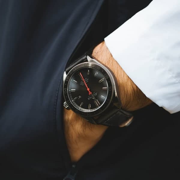 ALPINA ALPINER 4 AL 525BB5FBAQ6 Men's Automatic Watch - Luxury Swiss Timepiece for Business, Outdoor & Everyday Wear