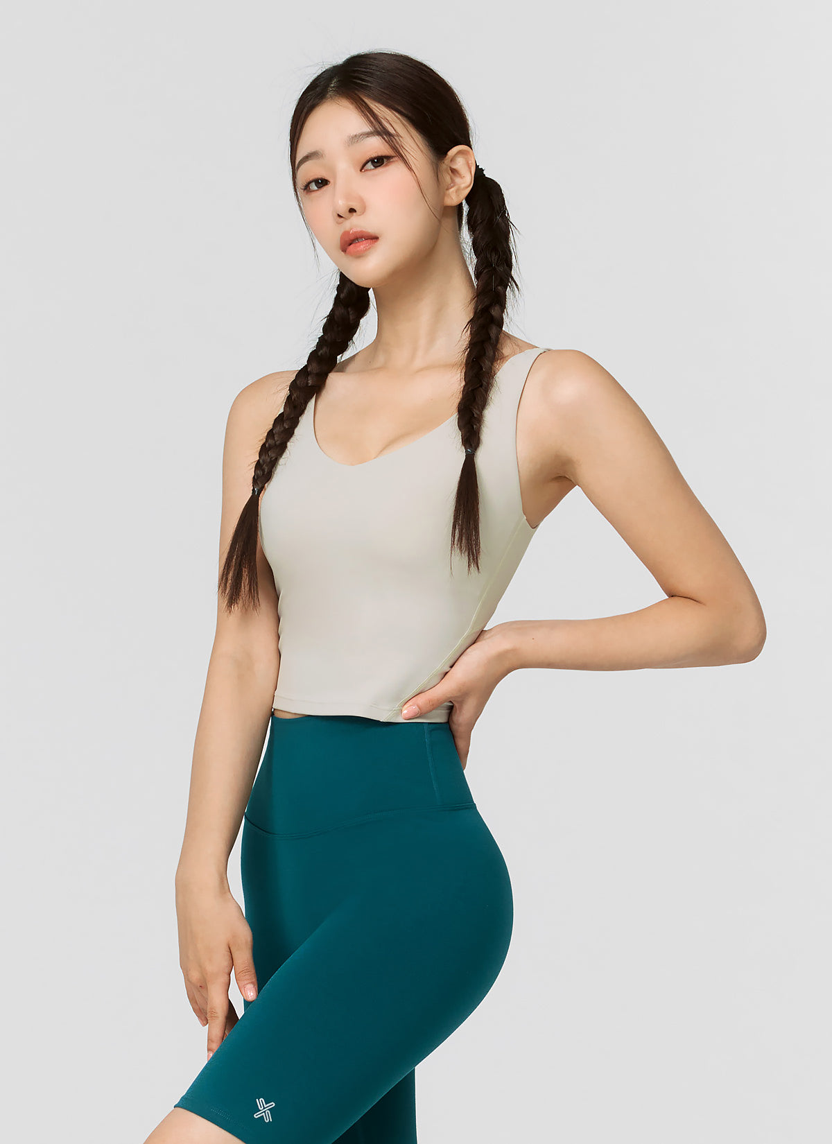Black Label Signature V-Neck Crop Top for Women - Sexy Casual & Party Wear - Perfect for Dates, Clubbing, and Summer Outfits