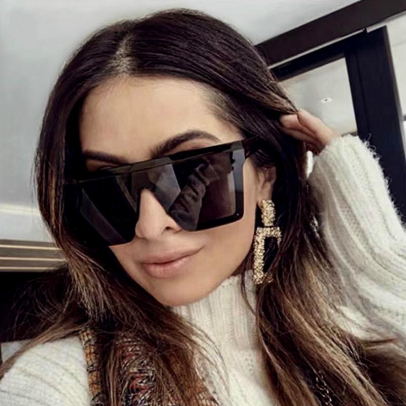 Flat Top Oversized Luxury Sunglasses for Women - UV Protection Fashion Sunglasses - Trendy Oversized Shades for Beach, Driving & Outdoor Activities