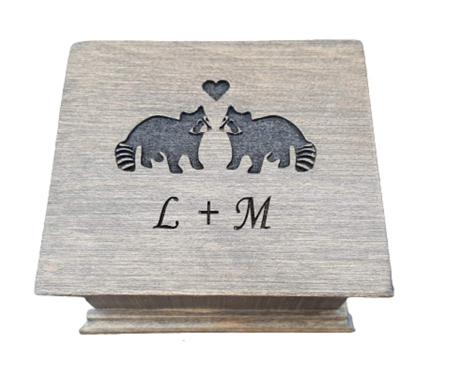 Personalized Engraved Music Box with Love Raccoons - Custom Initials & Date - Perfect Anniversary & Valentine's Day Gift for Couples - Romantic Home Decor & Keepsake