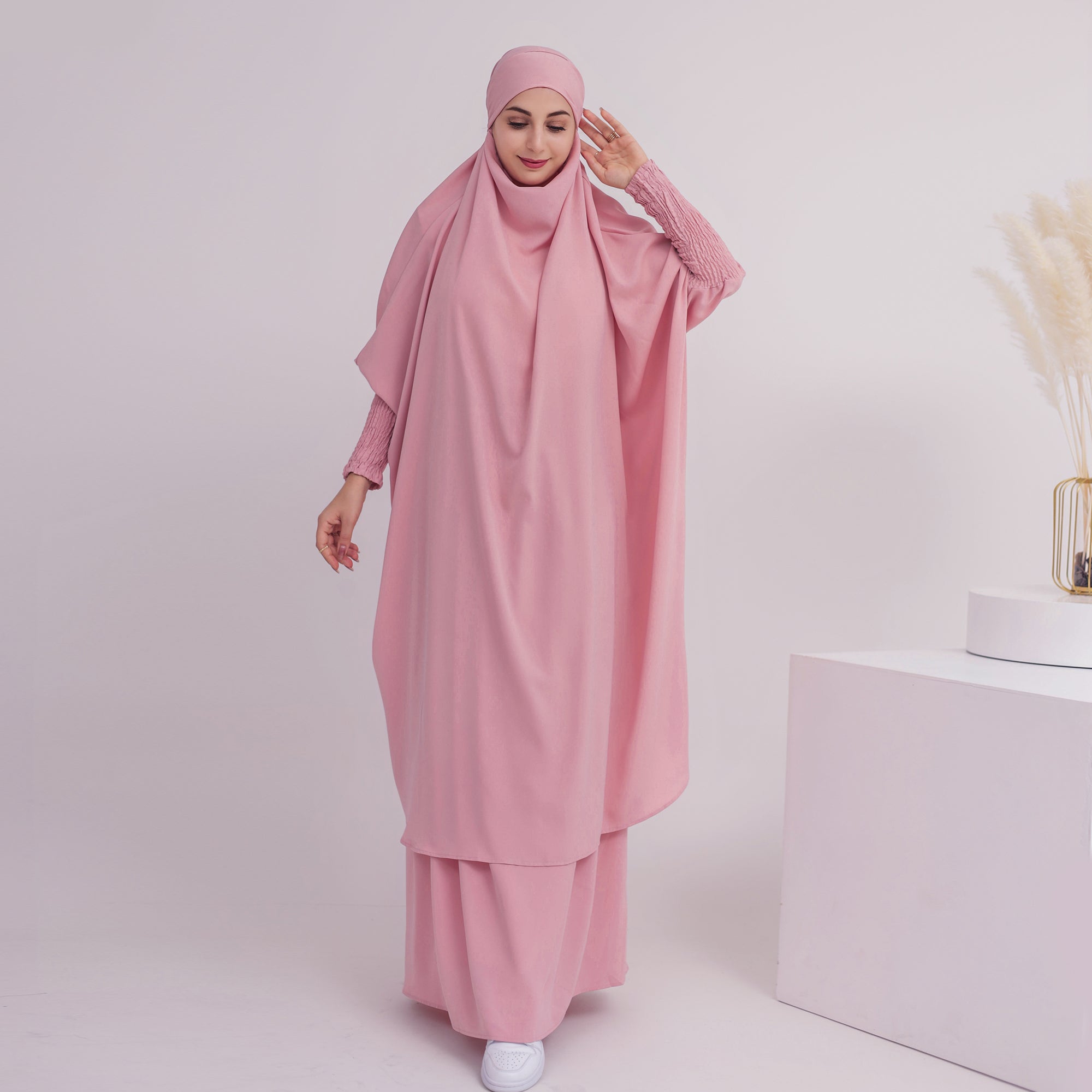 Elegant Haya Jilbab Set in Soft Pink - Modest Muslim Prayer Dress for Women - Perfect for Daily Wear, Prayer, and Special Occasions