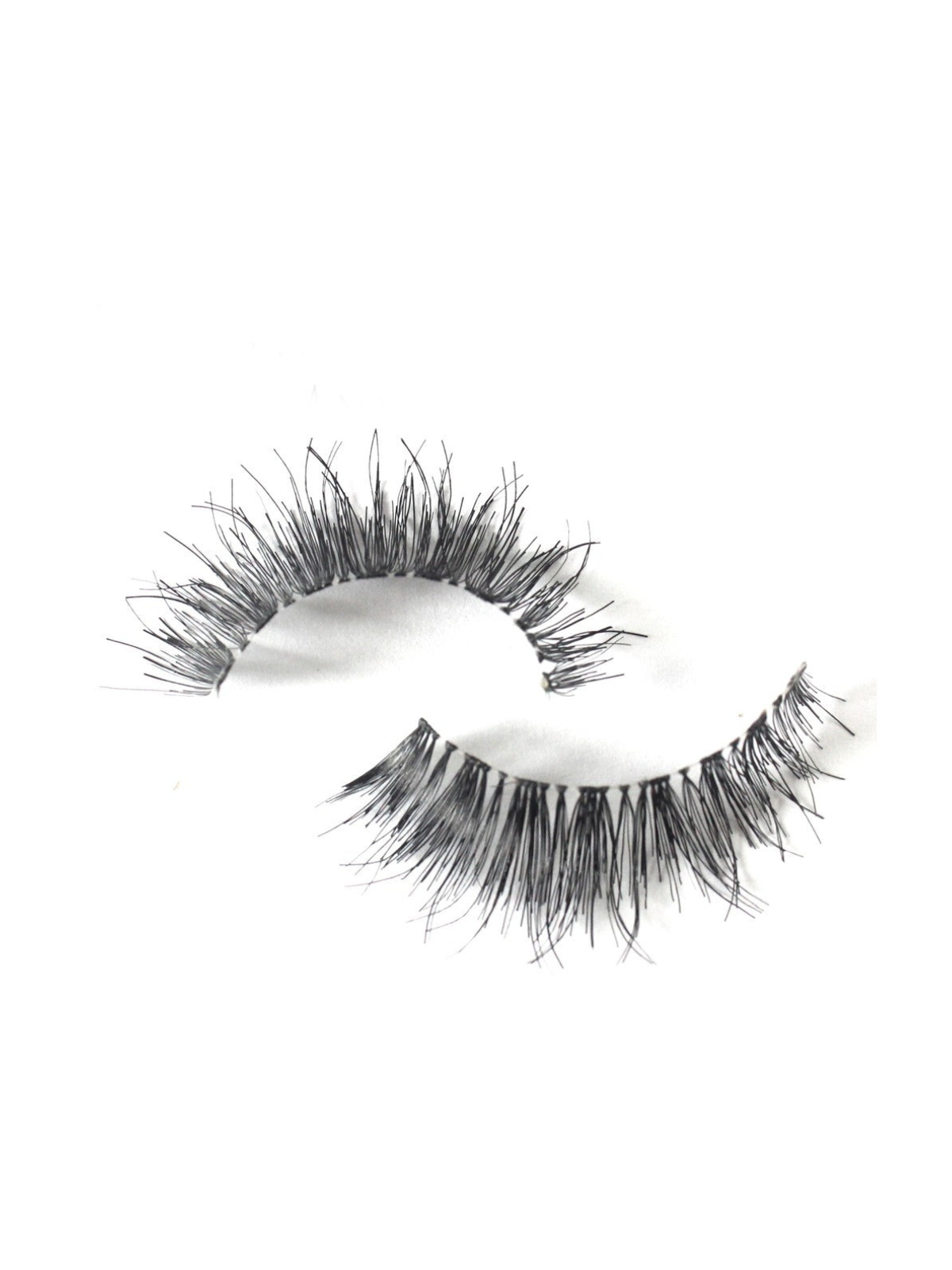 Premium Sara False Eyelashes - Natural & Voluminous Lashes for Everyday Wear & Special Occasions | Perfect for Parties, Weddings & Date Nights