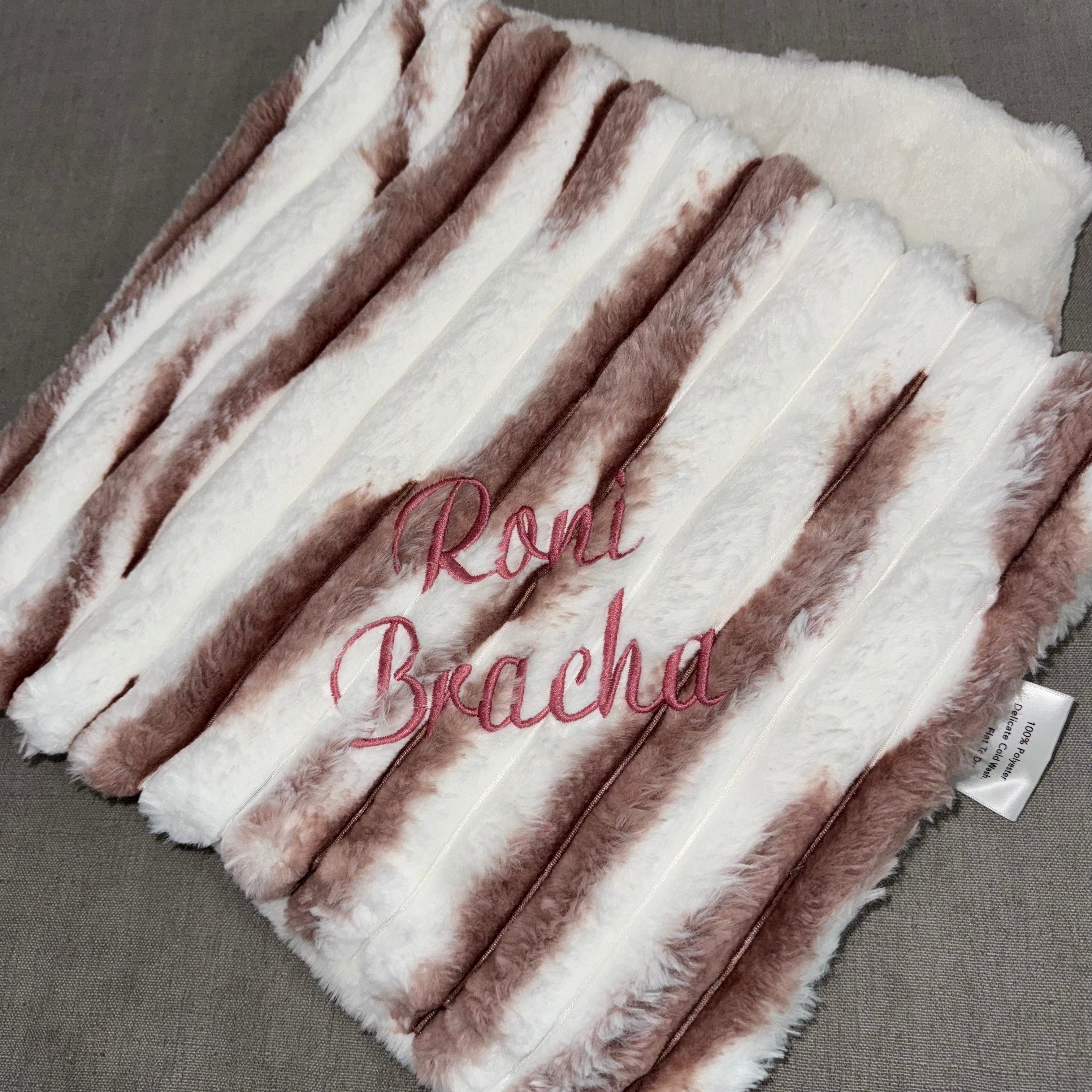 Soft Confetti Mauve & White Minky Blanket - Ultra Plush Fleece Throw for Adults & Kids - Perfect for Bed, Couch, Nursery & Gift Giving