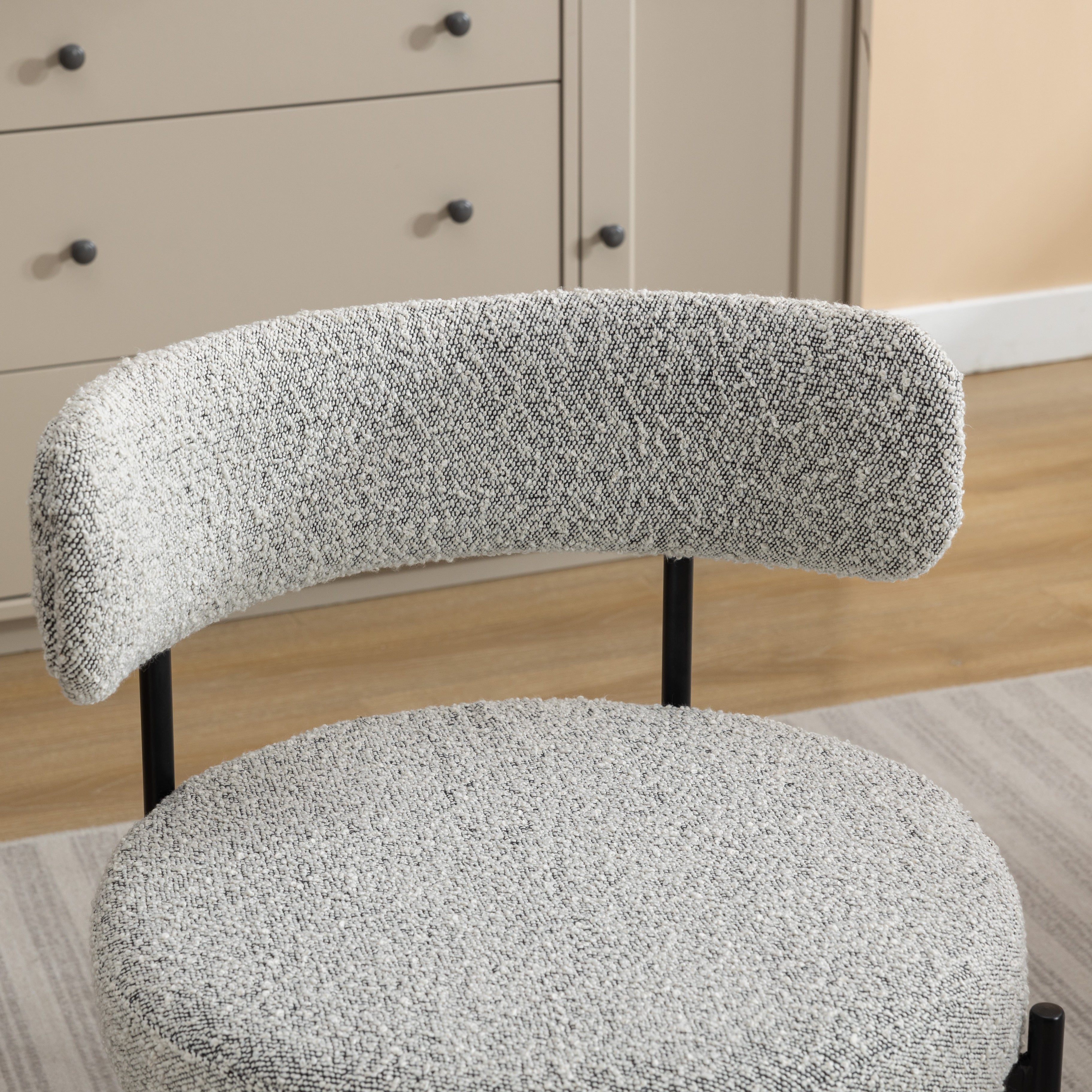 Roundhill Furniture Burbank Modern Round Boucle Dining Chairs, Set of 2 - Mid Century Style Upholstered Seating for Kitchen, Dining Room & Breakfast Nook - Comfortable & Stylish Home Decor