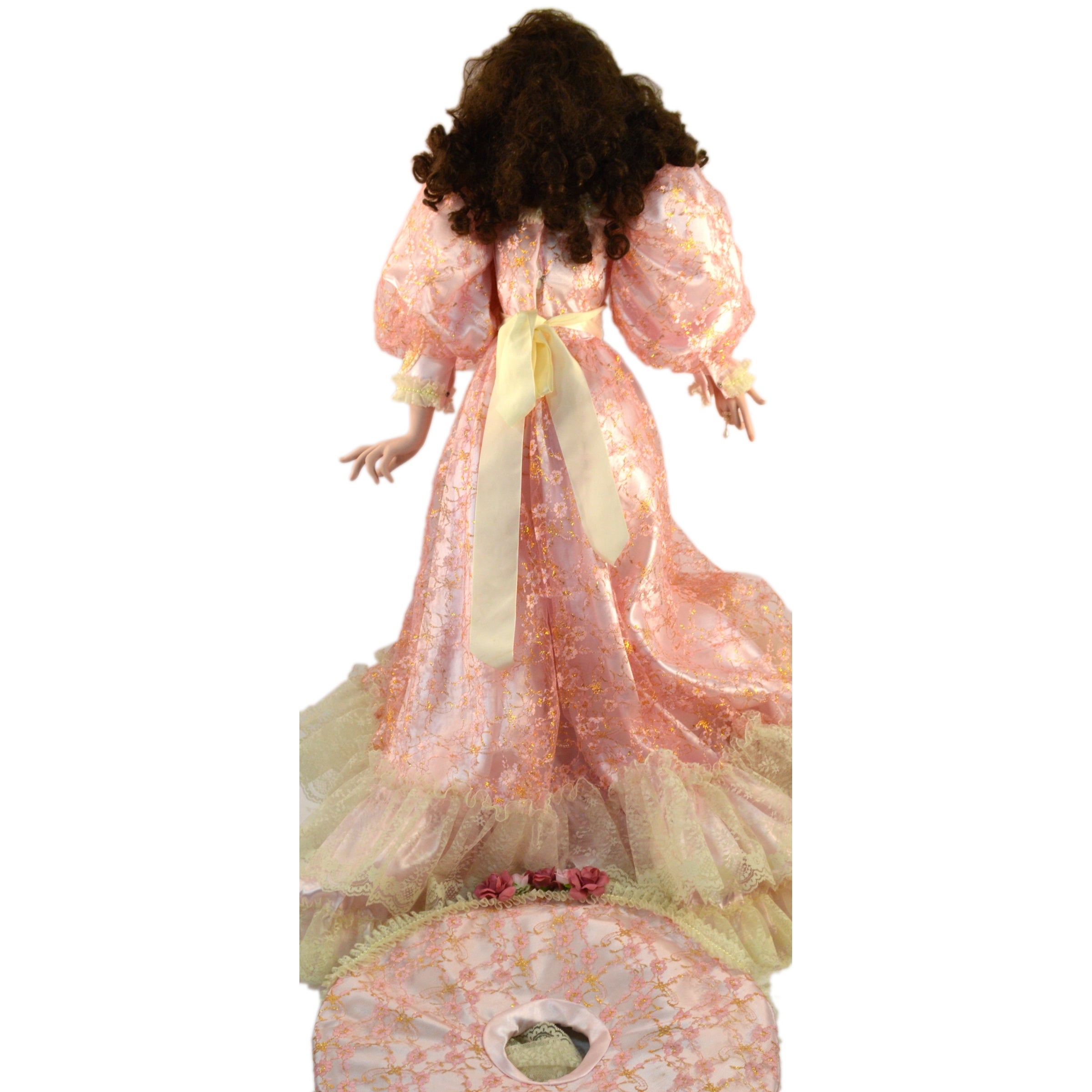 Limited Edition RUSTIE 42 Porcelain Doll Shenandoah in Pink Dress #207/2000 - Rare Collectible for Display & Gift Giving