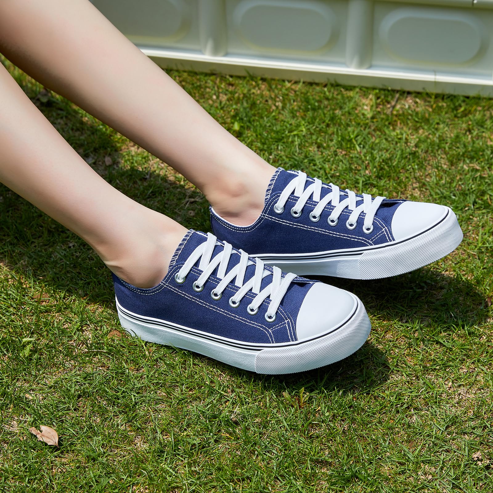 ZGR Women's Low Top Canvas Sneakers - Breathable Lace-Up Casual Shoes for Walking & Tennis | Comfortable White Canvas Shoes for Everyday Wear, Gym, Travel & Outdoor Activities