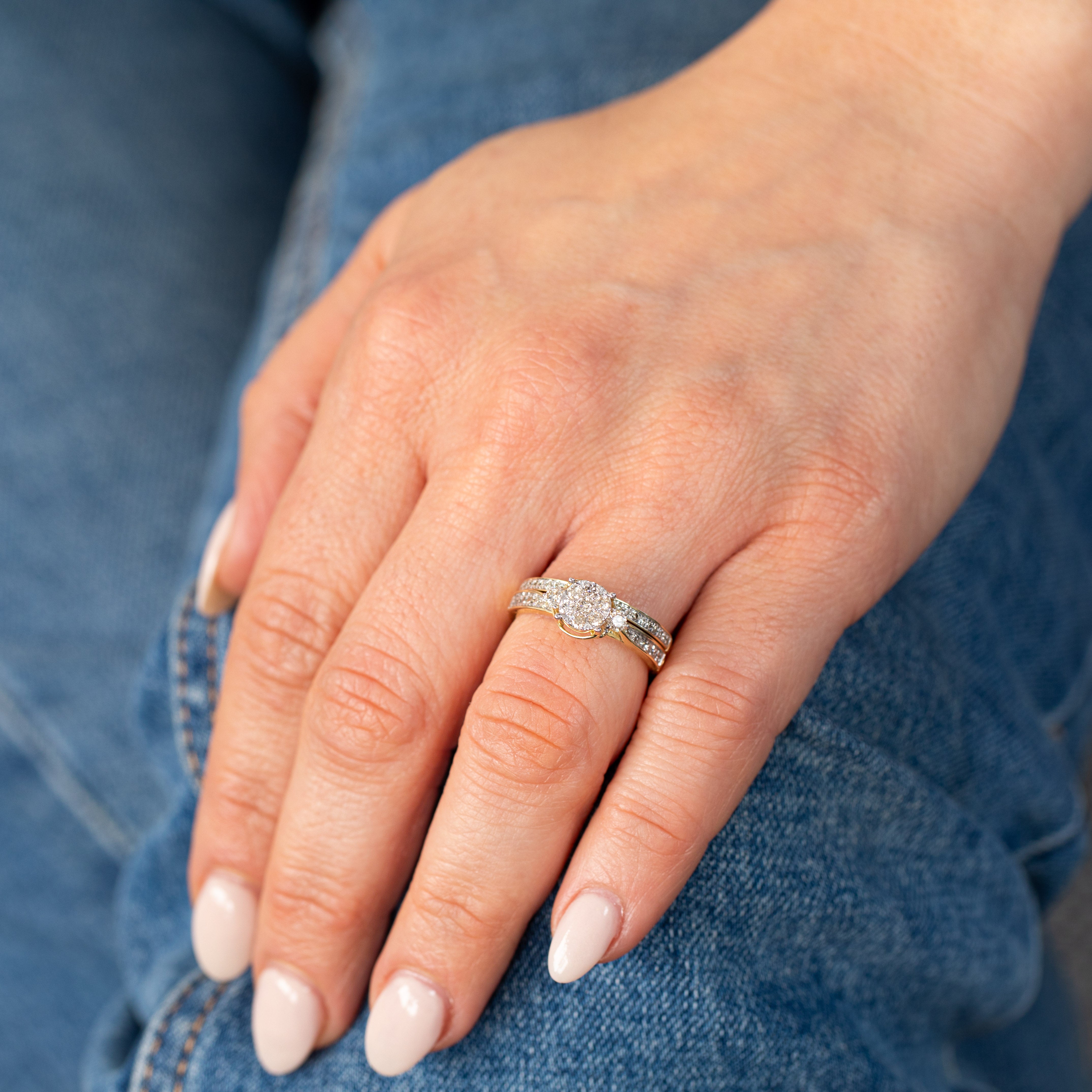 9ct Yellow Gold 3/5 Carat Diamond Bridal Ring Set - Elegant Wedding Band & Engagement Ring for Women - Perfect for Proposals, Anniversaries & Special Occasions