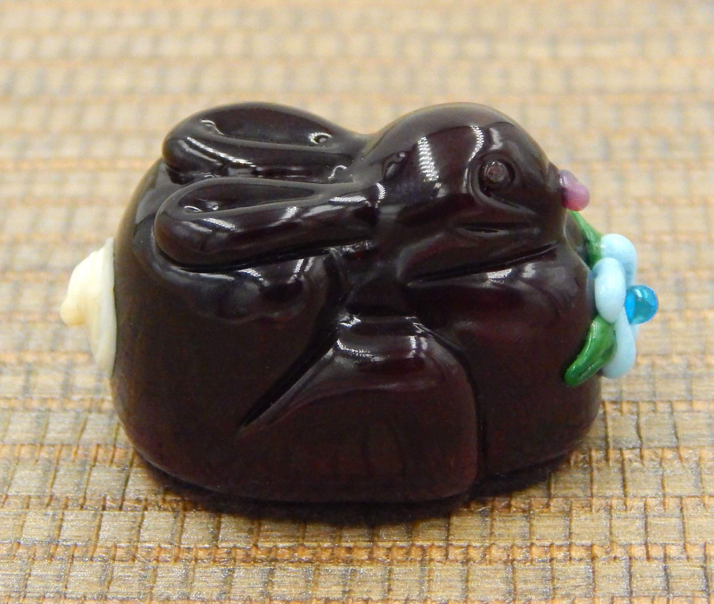 Handmade Art Glass Bunny Rabbit Chocolate Gift - Elegant Easter Décor for Home, Party & Holiday Celebrations | Perfect for Easter Baskets, Table Centerpieces & Spring Gifting