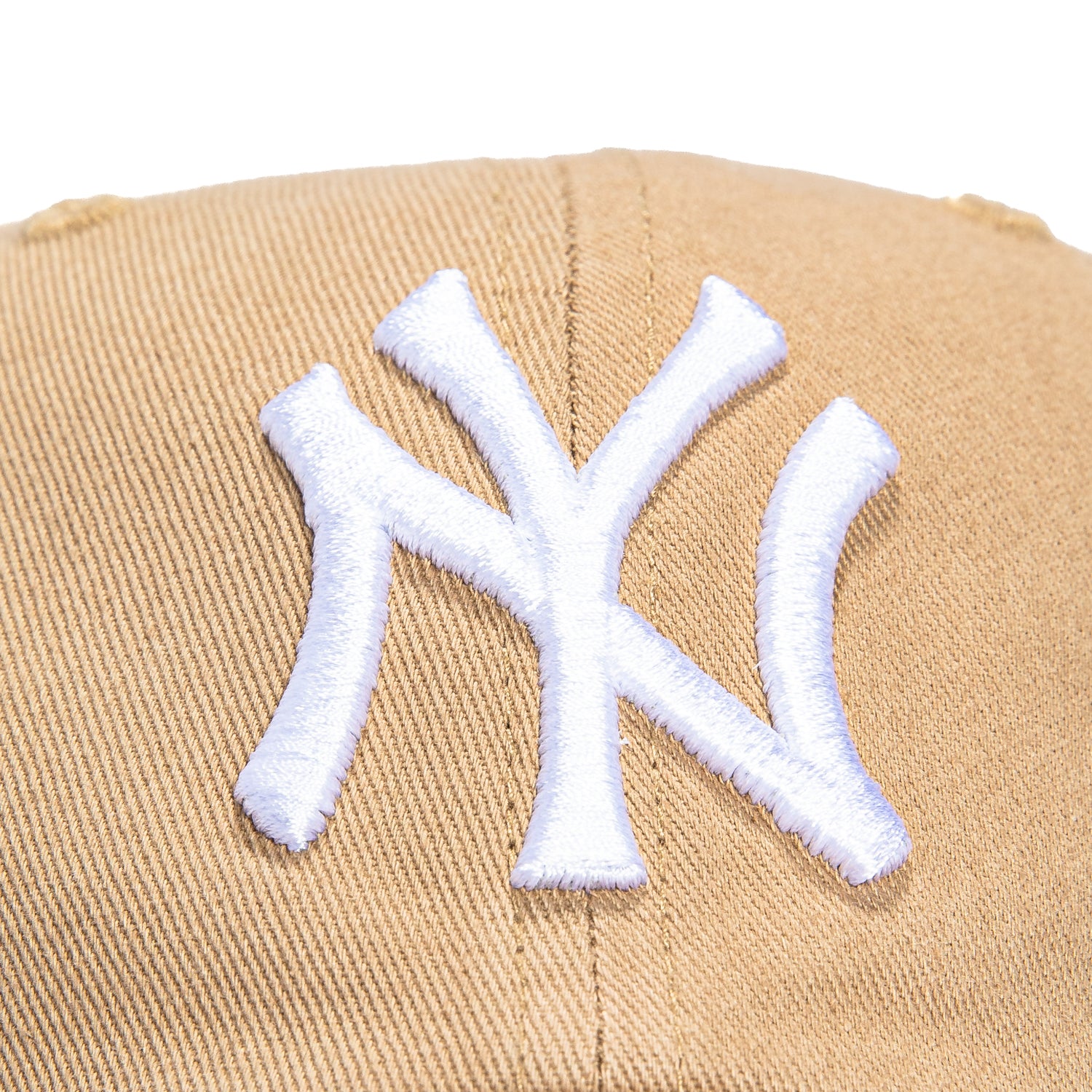 New York Yankees Adjustable Baseball Cap - 47 Brand Khaki & White Hat for Men & Women | Perfect for Sports, Casual Wear & Fan Gear