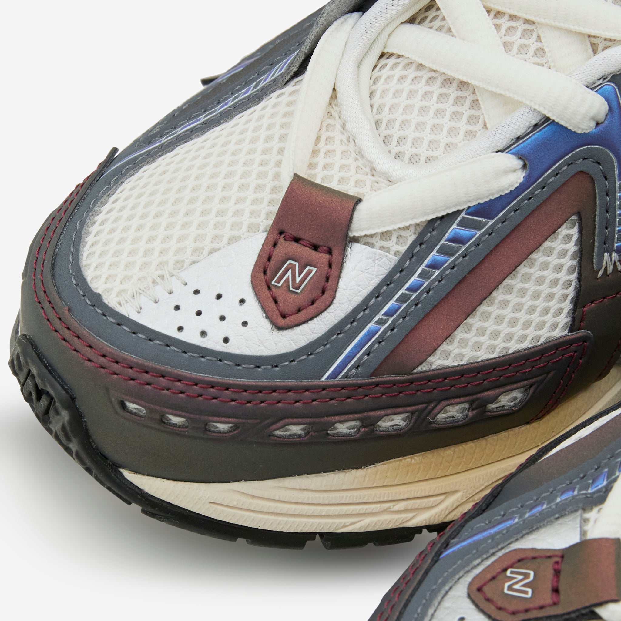 1906A Classic Crimson Running Shoes with Sea Salt Comfort - Perfect for Jogging, Gym Workouts & Casual Wear