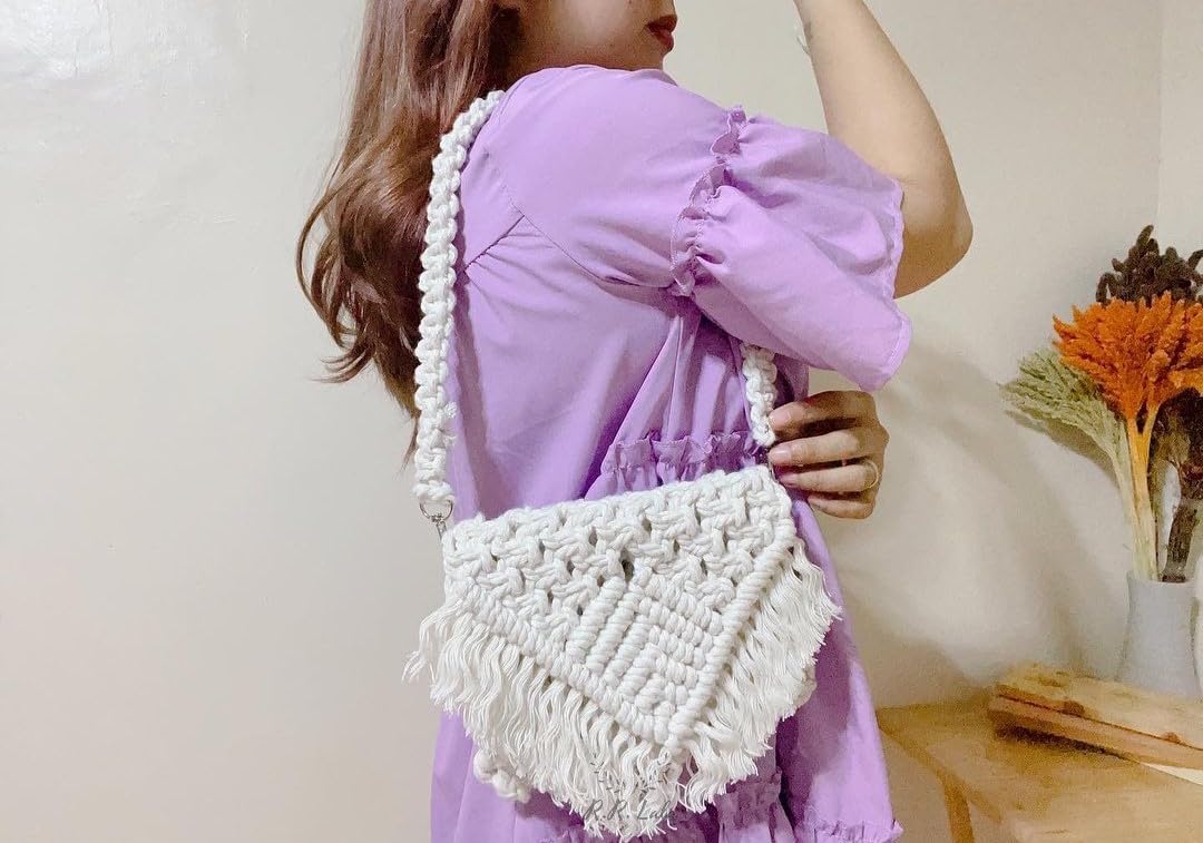 Handmade Macrame Clutch Bag - Boho Macrame Purse for Women, Merino Wool Shoulder Bag, 1 Piece in Off White | Perfect for Beach, Festival, and Boho Fashion Outfits