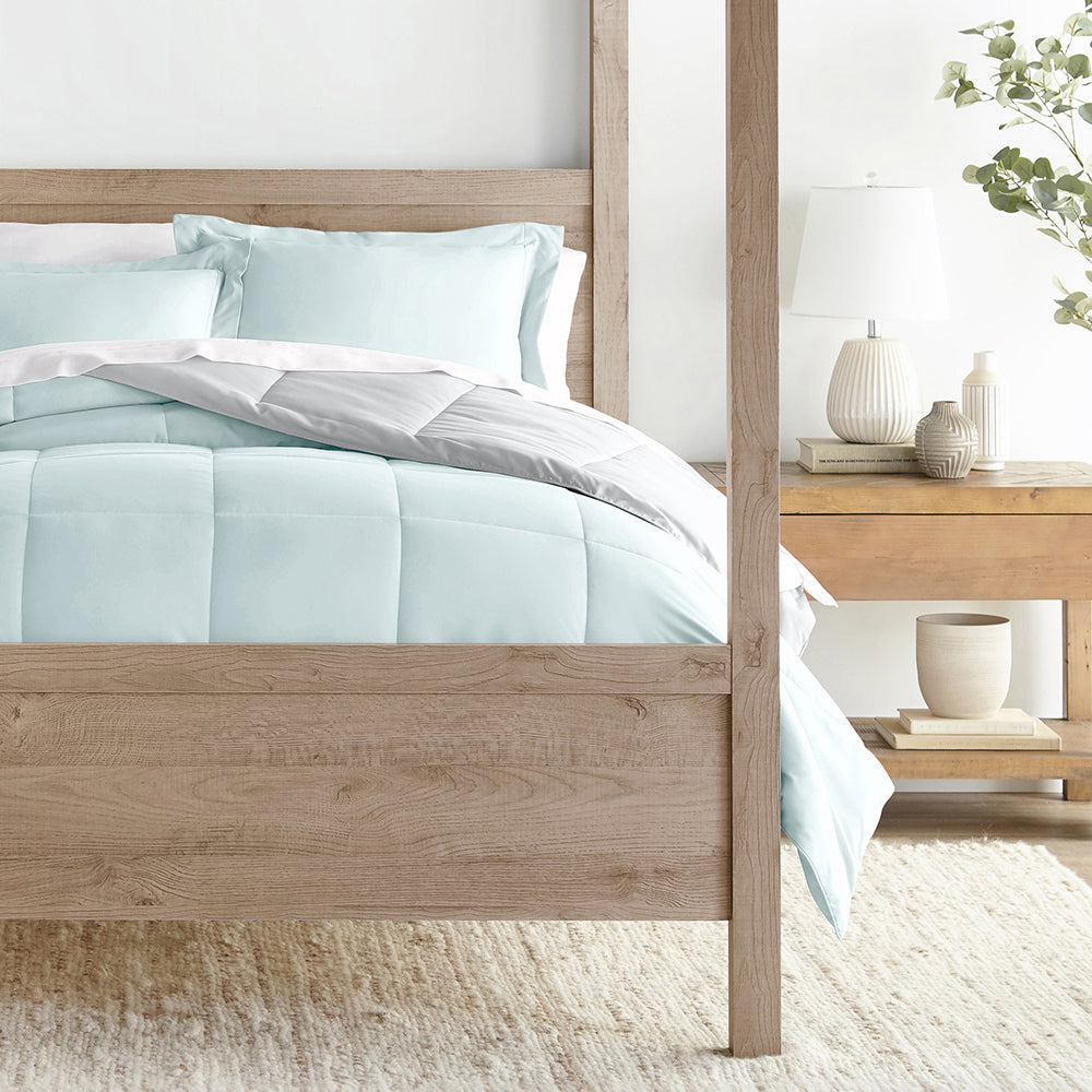 Reversible Down Alternative Comforter Set - Ultra Soft All Season Bedding - Perfect for Master Bedroom, Guest Room & Dorm Room