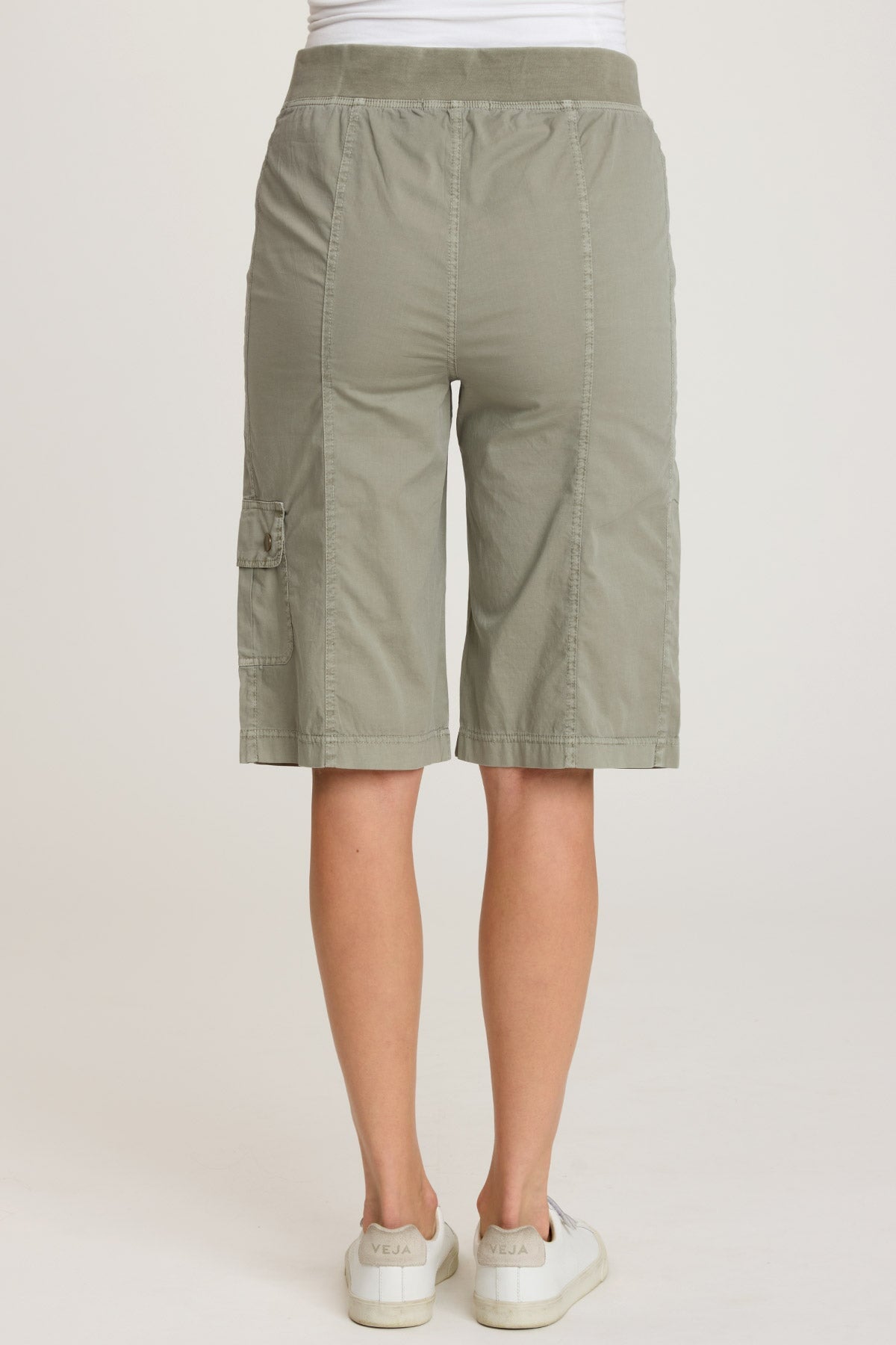 Fontella Bermuda Women's Casual Shorts - Comfortable Stretch Fabric for Summer, Beach, and Travel | Perfect for Outdoor Activities, Lounging, and Vacation Wear