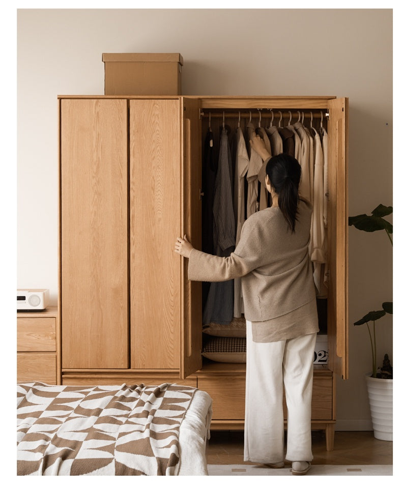 Modern Oak Solid Wood Wardrobe - Spacious Storage for Bedroom, Closet & Home Organization | Durable & Stylish Furniture for Master Bedroom, Guest Room & Walk-In Closets