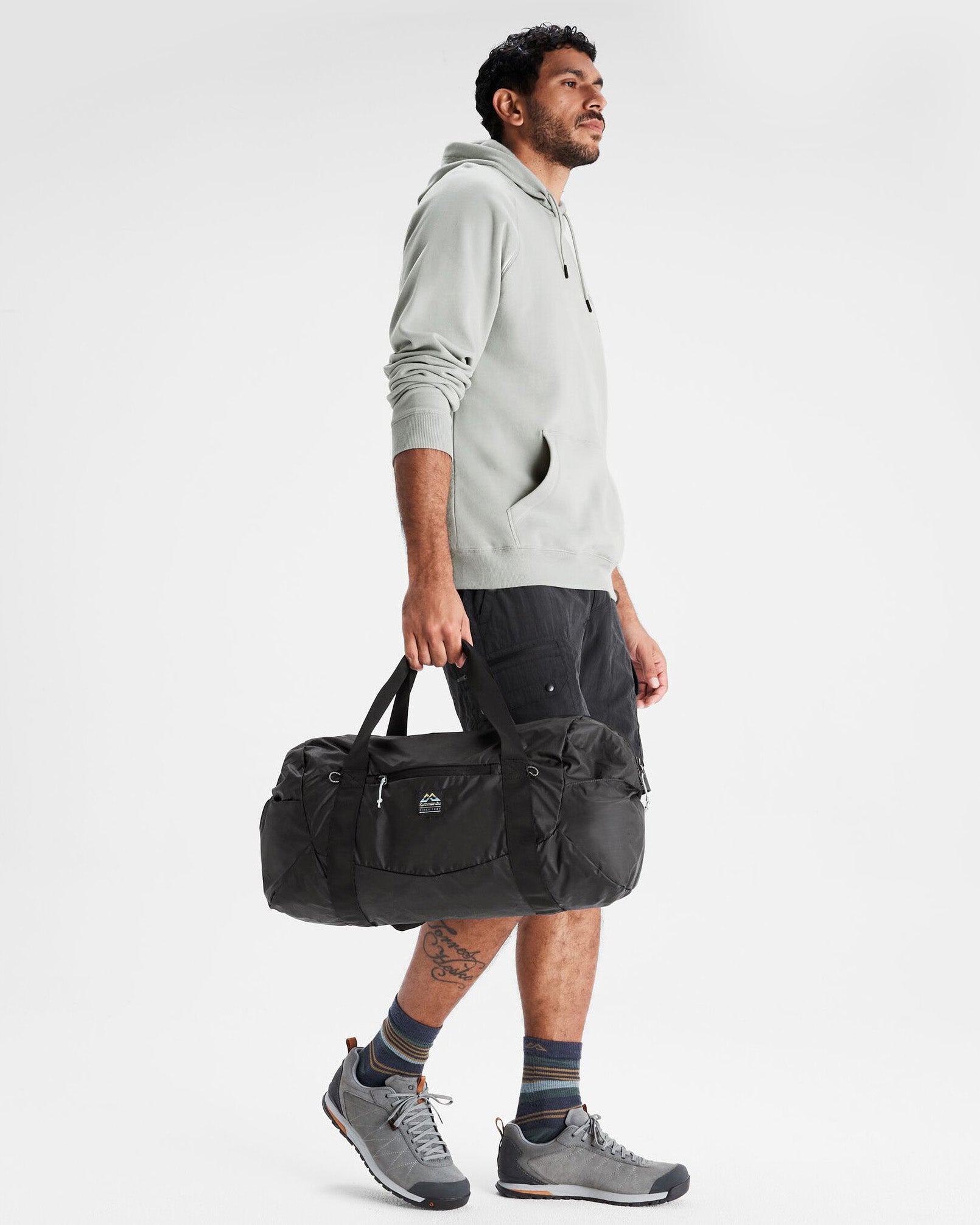 Pack & Go Duffel Bag - Black Stingray Pattern Water-Resistant Travel Duffel for Gym, Sports, Weekend Trips & Outdoor Adventures