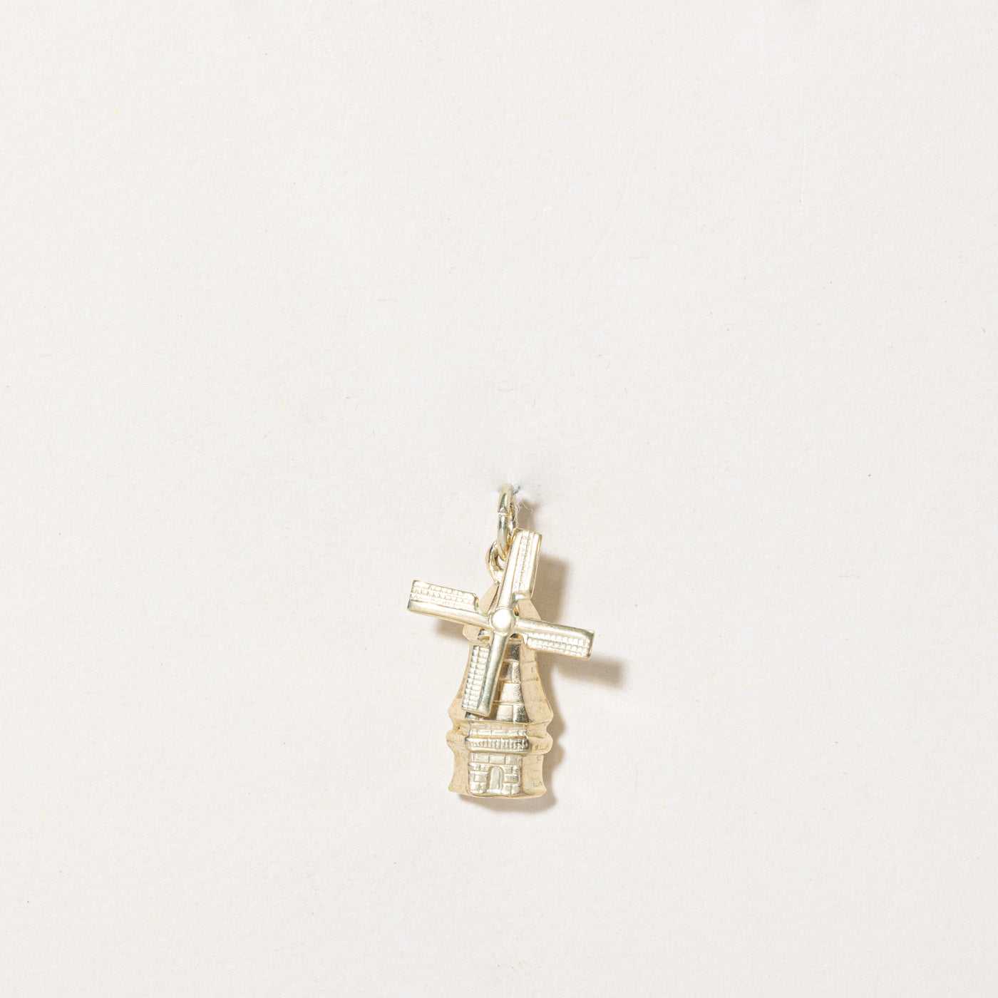 14K Yellow Gold Windmill Charm Pendant Necklace - Dainty & Elegant Jewelry for Women - Perfect for Everyday Wear, Gifts & Special Occasions