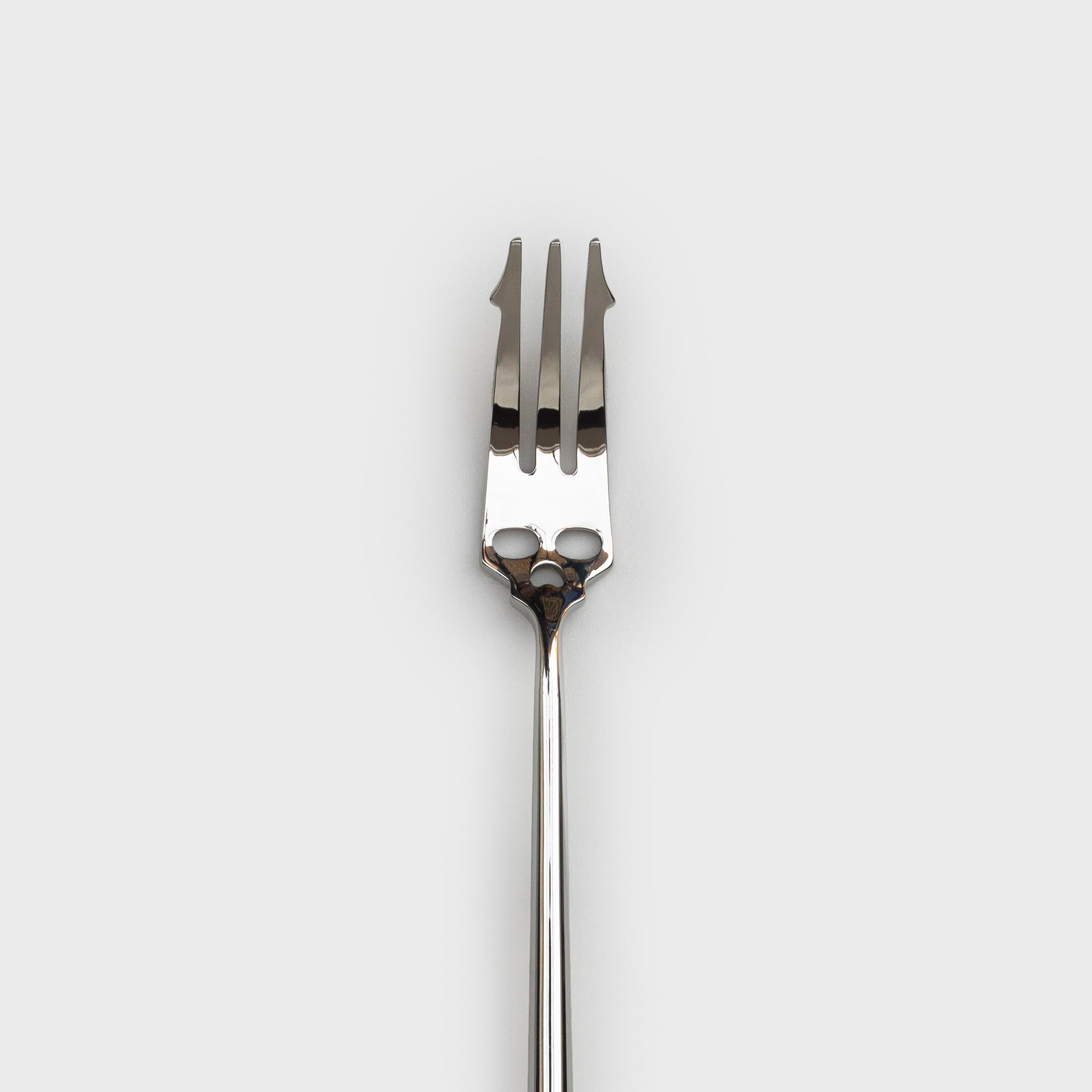 Gothic Pickle Fork - Stainless Steel Pickle Grabber Tool for Unique Kitchen Accessories & Goth Decor | Perfect for Pickles, Olives & Cocktail Garnishes | Dark Aesthetic Kitchen Gadget for Halloween & Gothic Themed Parties