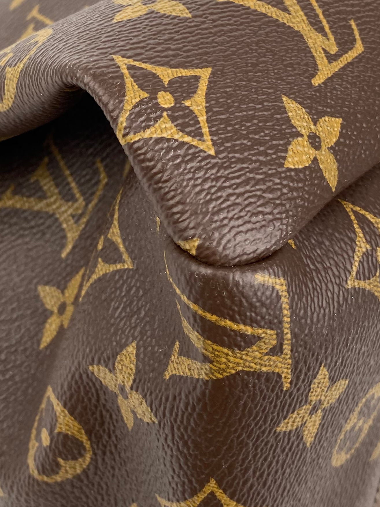 Authentic Louis Vuitton Monogram Artsy MM Handbag - Luxury Shoulder Bag for Women | Perfect for Work, Travel & Everyday Use