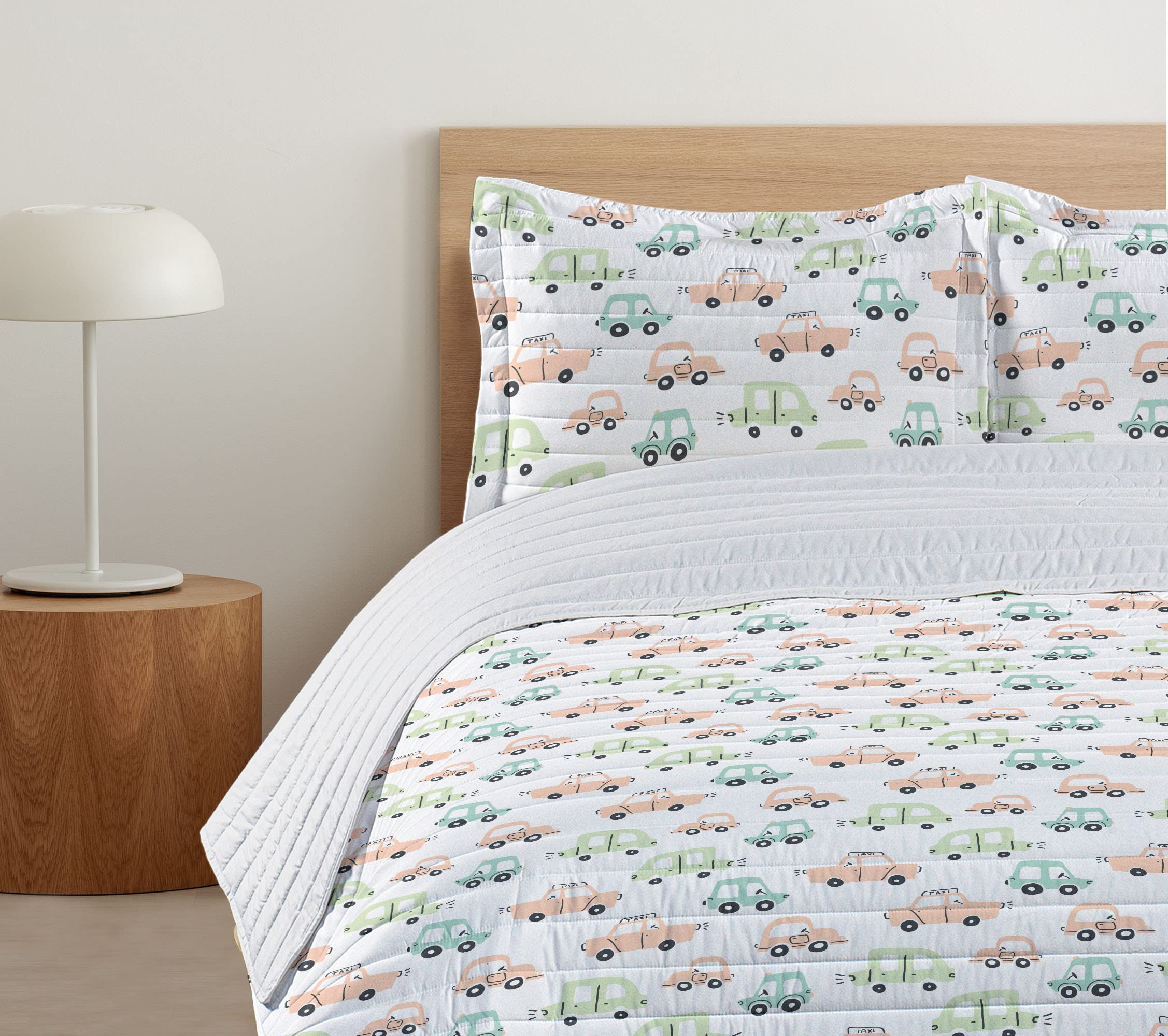 Ambesonne Cartoon Microfiber Bedspread Set - Pastel Cartoon Cars in Traffic Jam Design, Soft Queen Size Bedding with Pillow Shams & Comforter in Peach & Mint Green | Perfect for Kids' Rooms, Teen Bedrooms & Nursery Decor