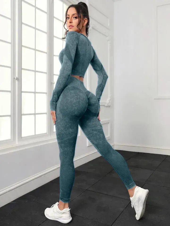 Seamless Yoga Sets for Women - Long Sleeve Crop Top & High Waist Leggings - Workout Sportswear Gym Clothing - Perfect for Yoga, Pilates, Running & Fitness Training