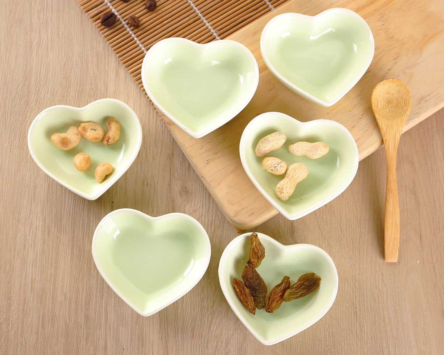 WHJY Green Love Heart Shaped Ceramic Side Dish Bowl Set of 6 - Contemporary Porcelain Appetizer Plates for Soy Sauce, Dipping & Seasoning - Perfect for Wedding, Birthday Party & Romantic Dinner Table Setting