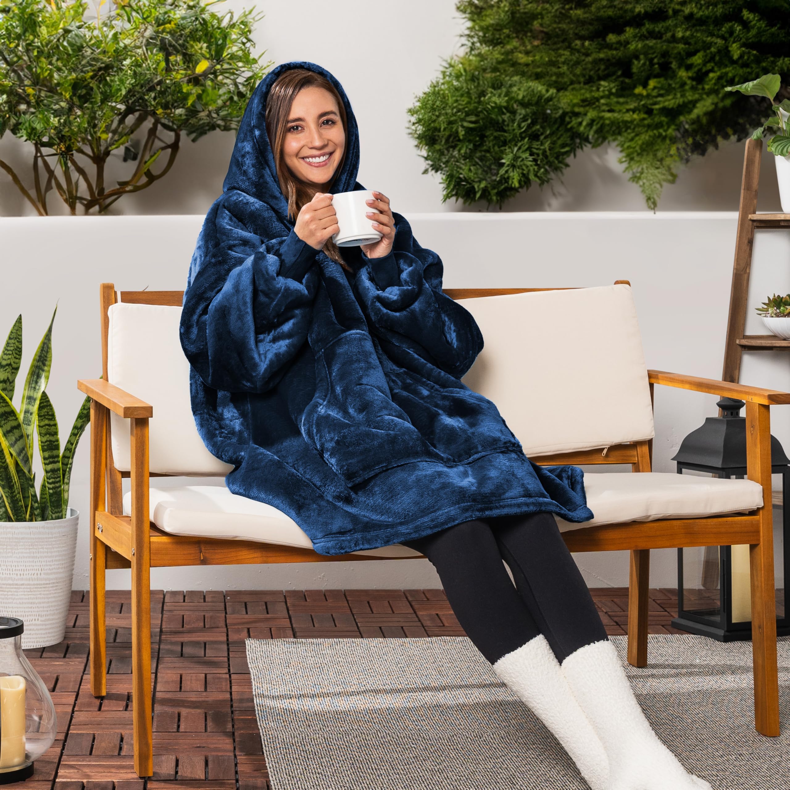 PAVILIA Women's Sherpa Wearable Blanket Hoodie - Oversized Cozy Hooded Sweatshirt Blanket for Men & Women | Perfect for Lounging, Netflix Nights & Outdoor Camping