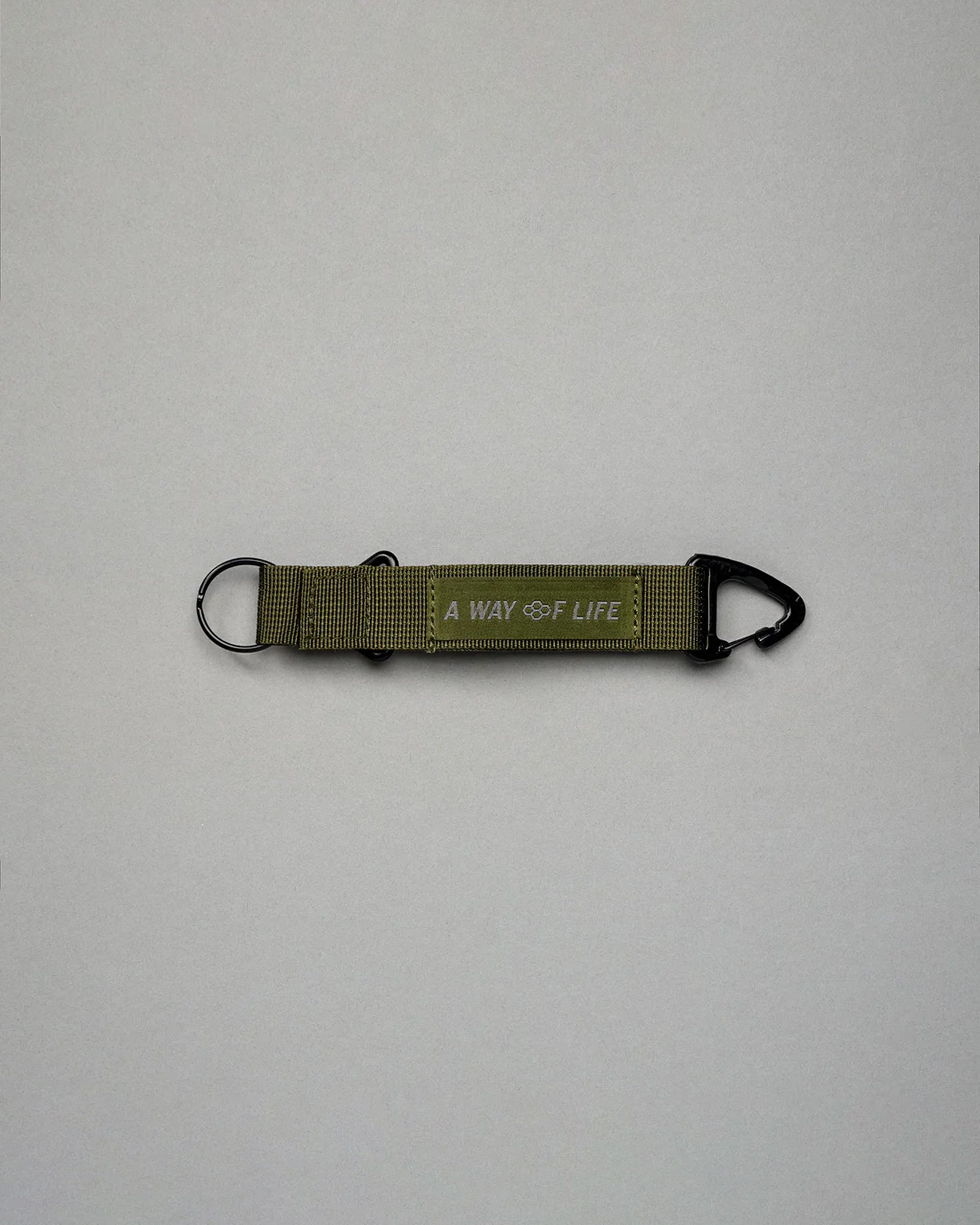 RUDIS Premium Wrestling Gear Clip - Heavy Duty Metal Hook for Wrestling Headgear, Shoes & Accessories - Perfect for Athletes, Coaches & Sports Enthusiasts