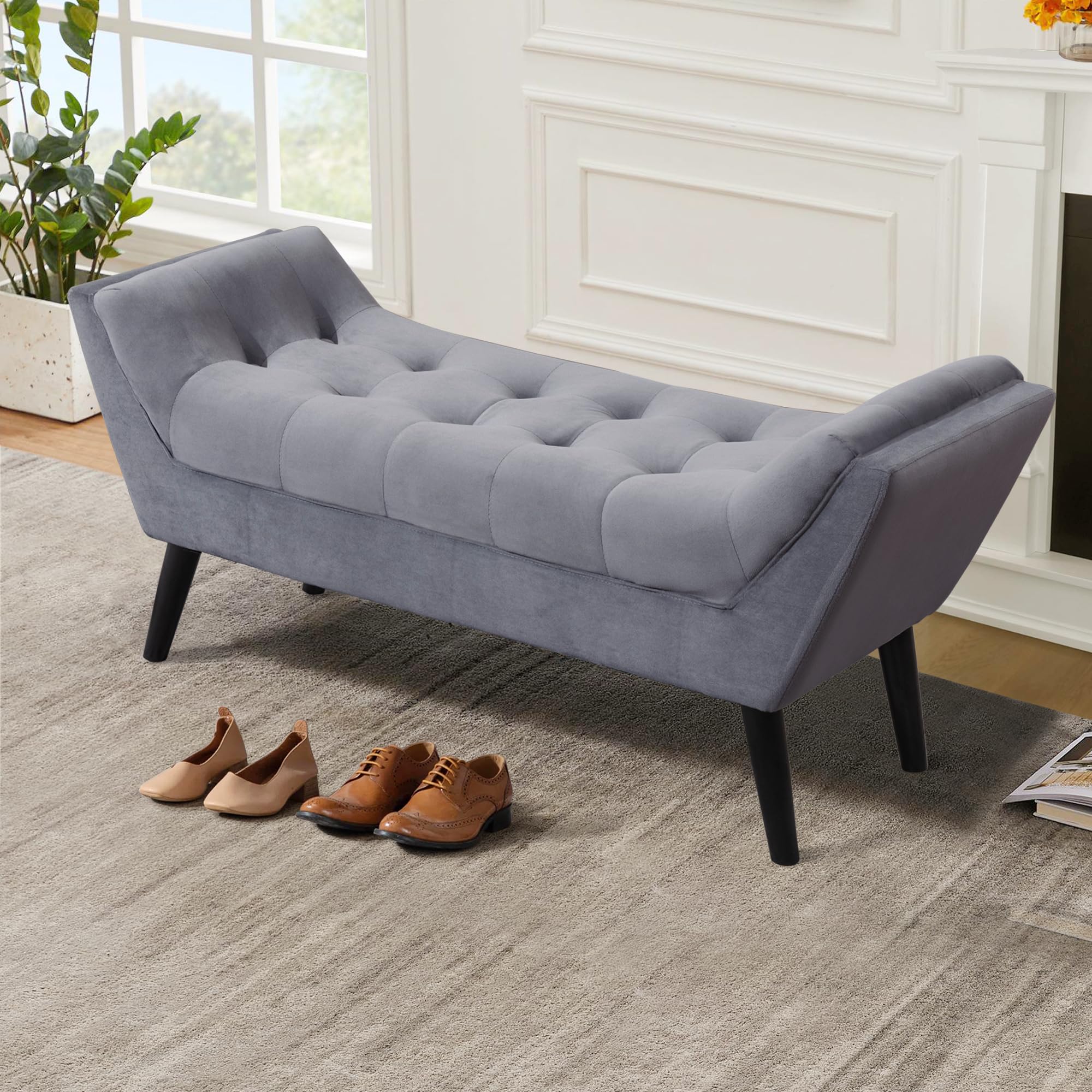 Velvet Tufted Ottoman Bench with Storage - Light Gray Upholstered Bed Bench for Bedroom, Entryway, or Living Room - 2-Seater Footstool with Wooden Legs - Perfect for Extra Seating & Stylish Home Decor