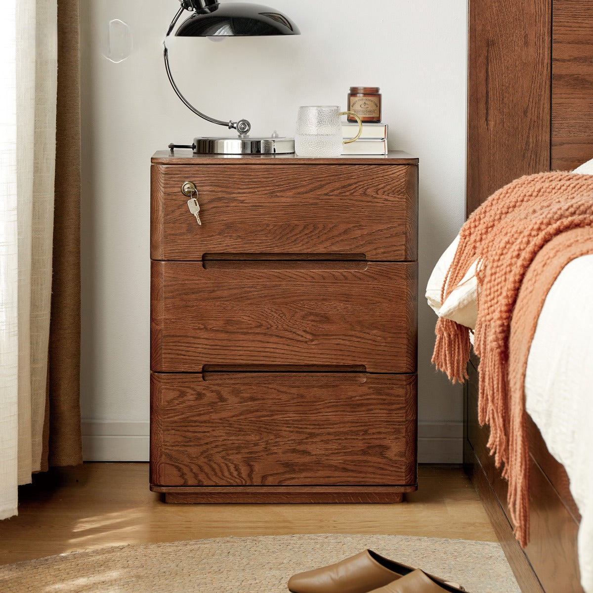 Solid Oak Wood Nightstand with Lock - Stylish and Secure Bedside Table for Bedroom Decor