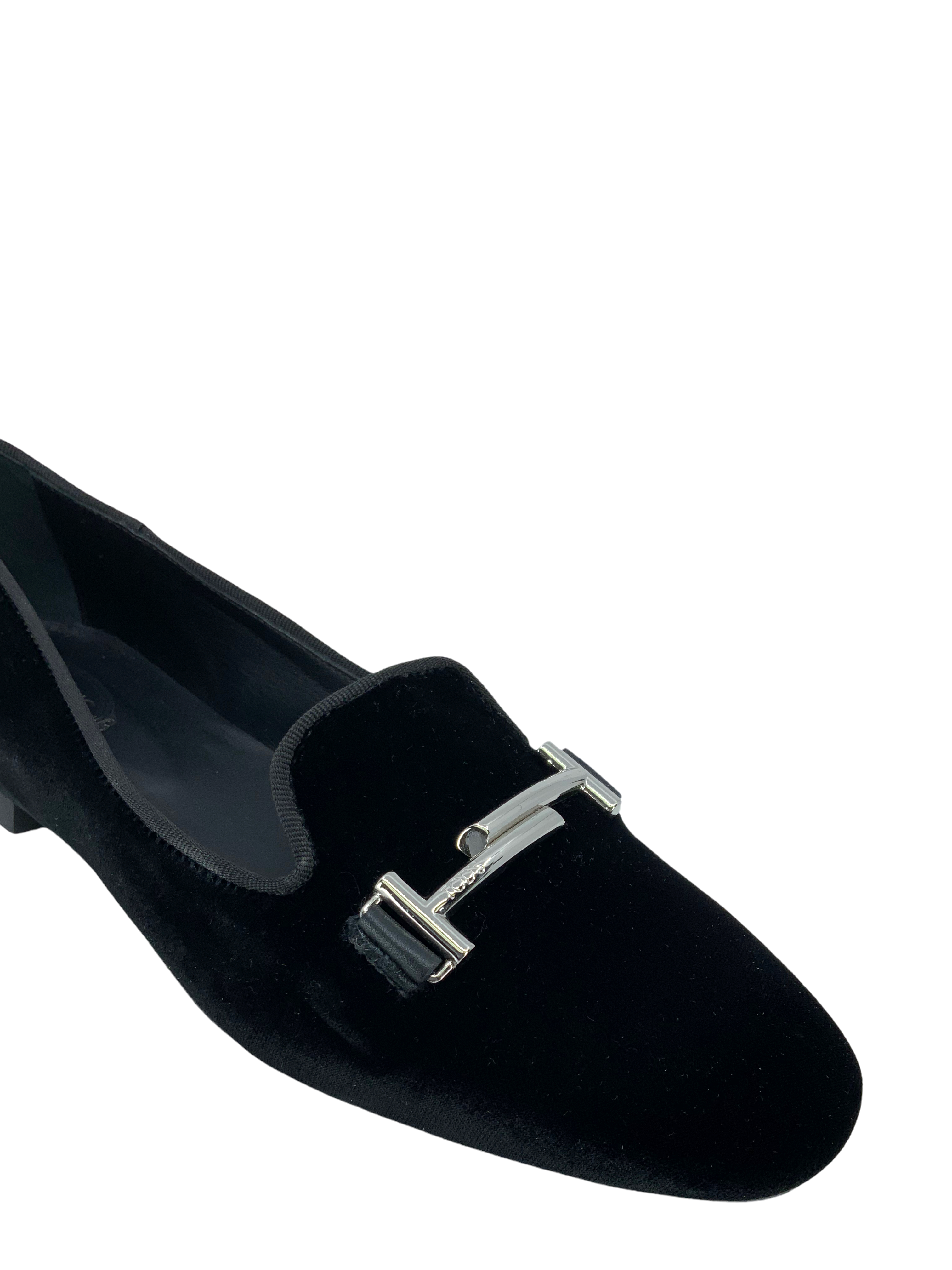 TOD'S Gommino Double T Velvet Driving Shoes for Women - Size 7 | Luxurious Velvet Loafers for Casual Wear, Office & Date Night Outfits