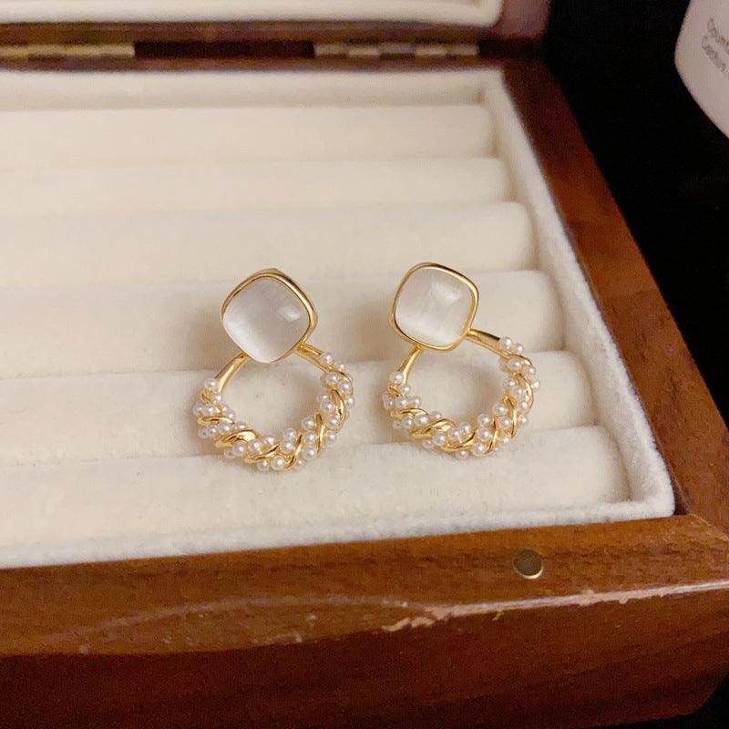 Elegant Cat Eye Diamond Pearl Earrings for Women - Luxury Fashion Jewelry Gift for Party, Wedding & Special Occasions
