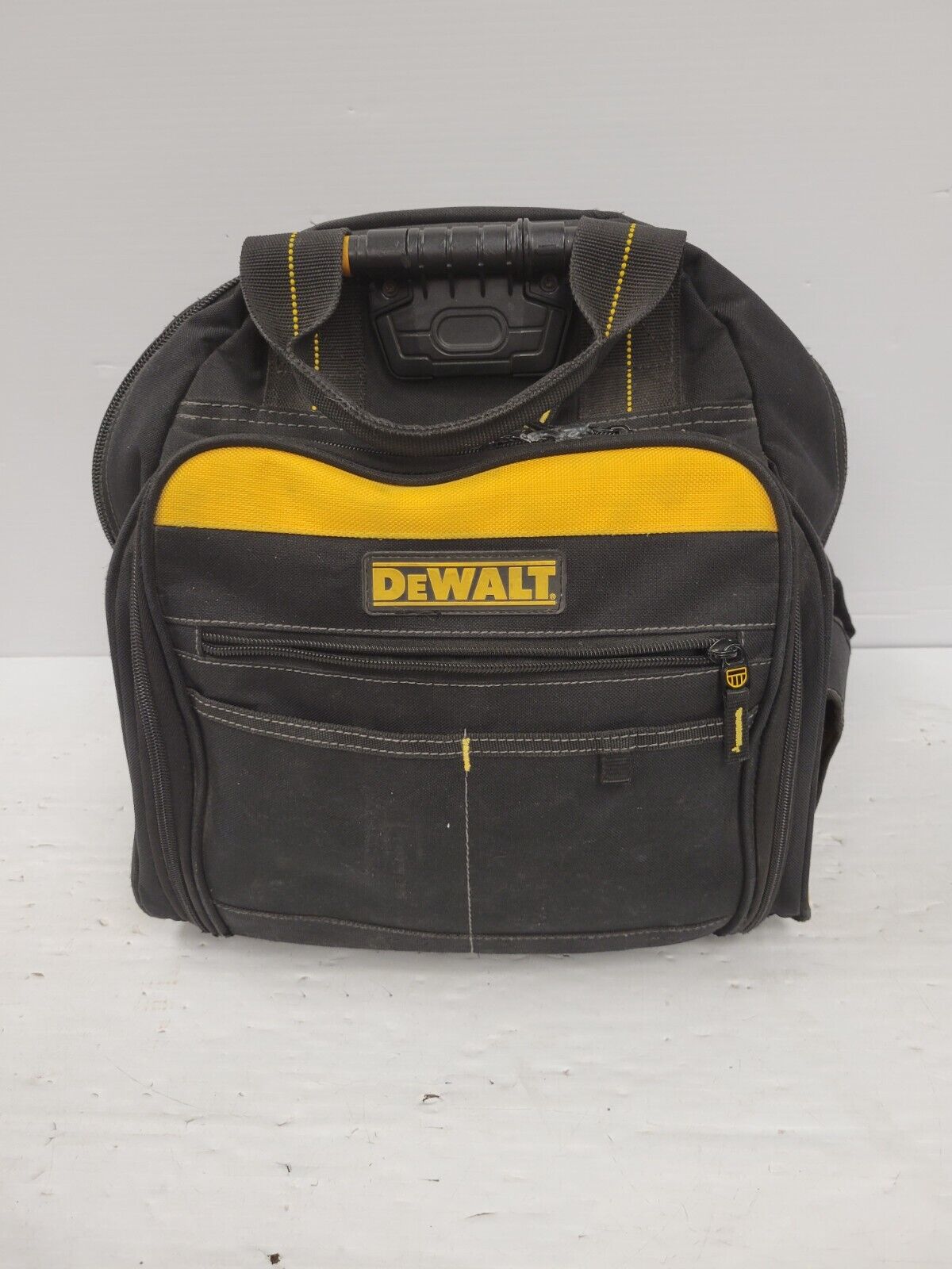 DEWALT 1 Zipper Tool Bag - Heavy Duty Storage for Tools & Accessories - Perfect for Construction, DIY Projects & On-the-Go Professionals