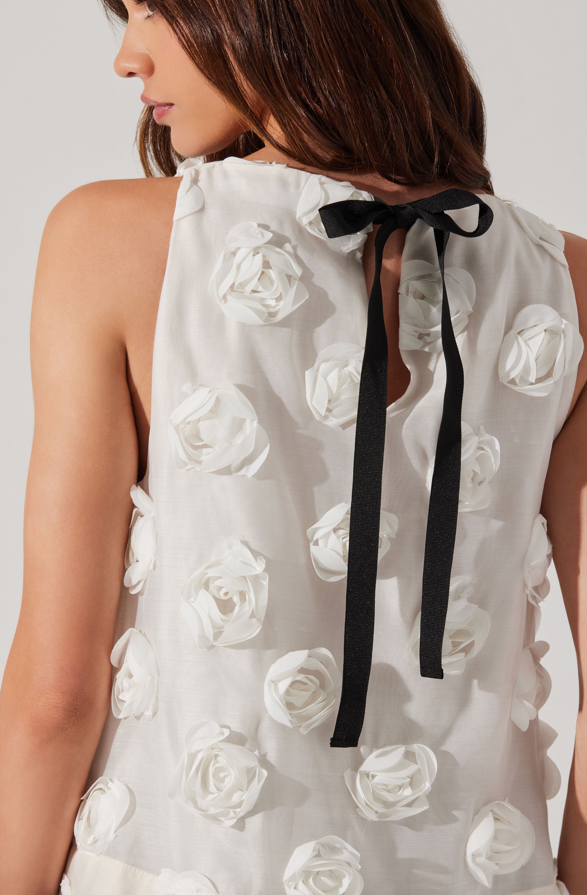 Floria 3D Floral Appliqué Women's Blouse - Elegant Floral Embellished Tops for Spring & Summer, Perfect for Weddings, Parties & Date Nights
