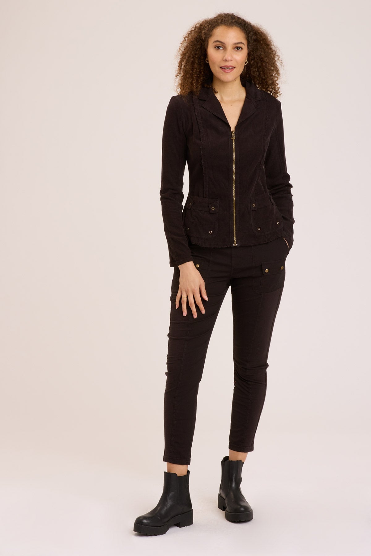 Stylish Cord Raphael Blazer for Women - Trendy Casual & Office Wear - Perfect for Business Meetings, Date Nights & Fall Layering