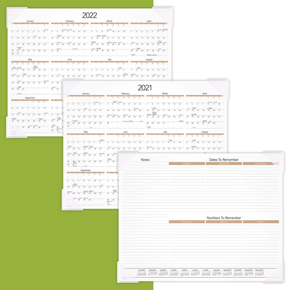 AT-A-GLANCE 2021 Monthly Desk Calendar - 21.75