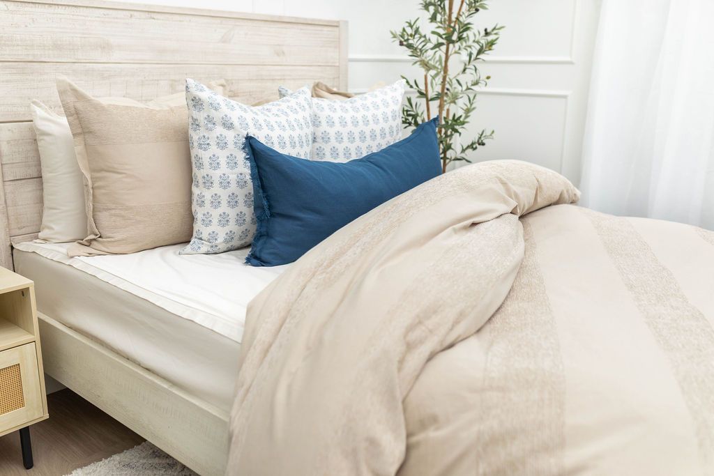Halston Duvet Cover Set - Soft & Breathable Queen Size Bedding - Luxury Hotel Style Duvet Cover for Bedroom Decor - Perfect for Master Bedroom, Guest Room & Airbnb Stays