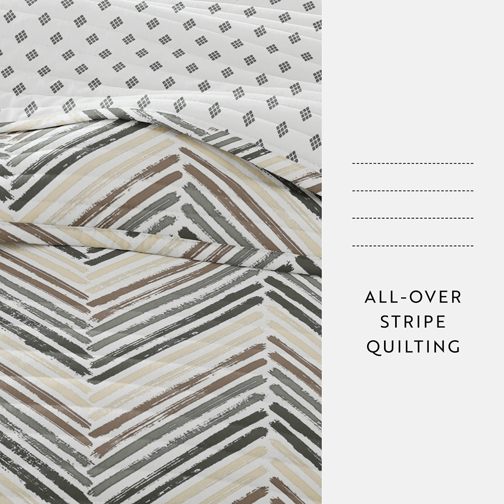 Luxury Diamond Chevron Reversible Quilted Bedspread Set - Queen Size, Soft Microfiber Comforter Cover with Geometric Pattern for Bedroom Decor, Perfect for Guest Rooms & Master Suites