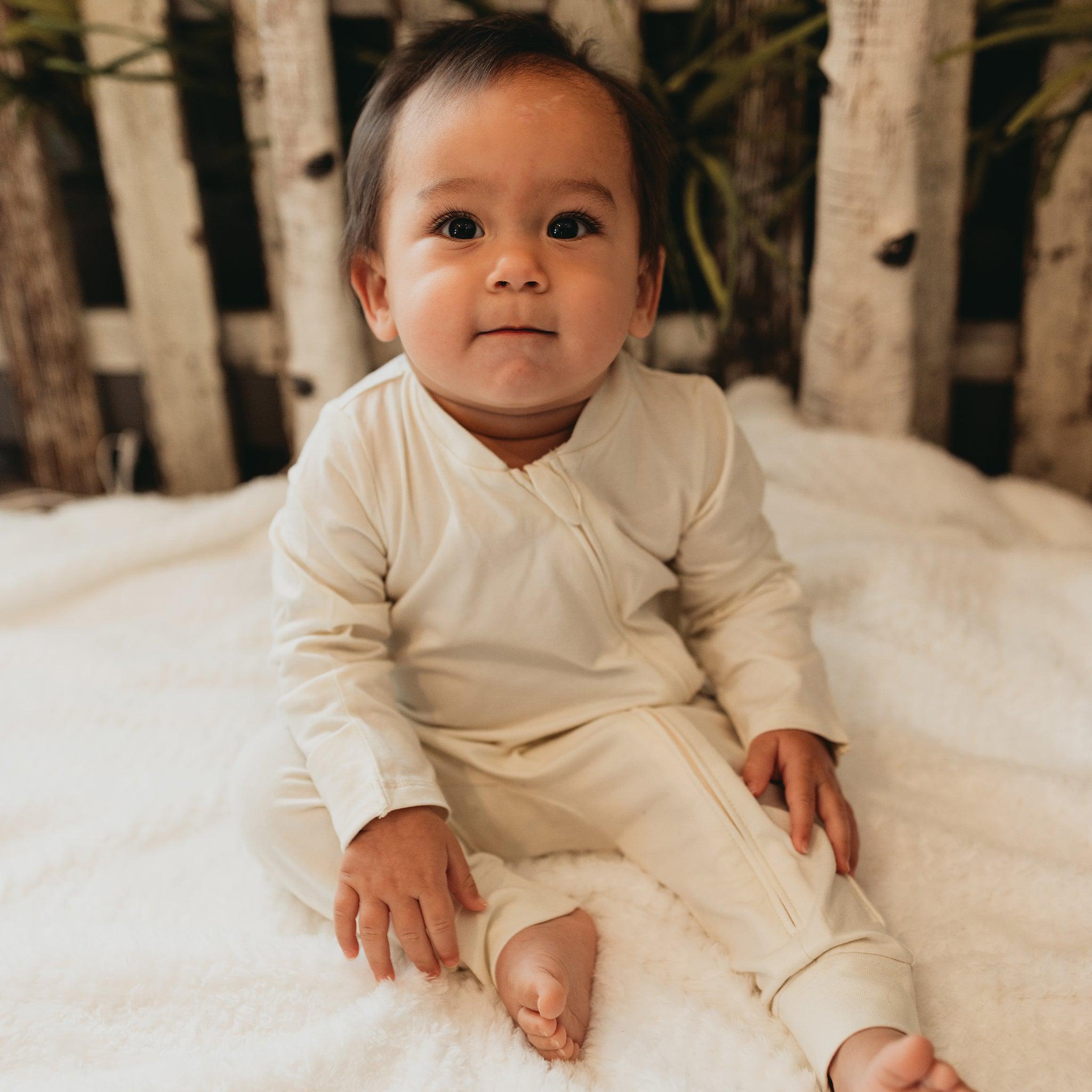 Organic Long Sleeve Zip-Up Baby Onesie - Soft Cotton Sugar Cookie Print - Perfect for Newborns, Infants & Toddlers - Cozy Outfit for Playtime, Naptime & Family Photos