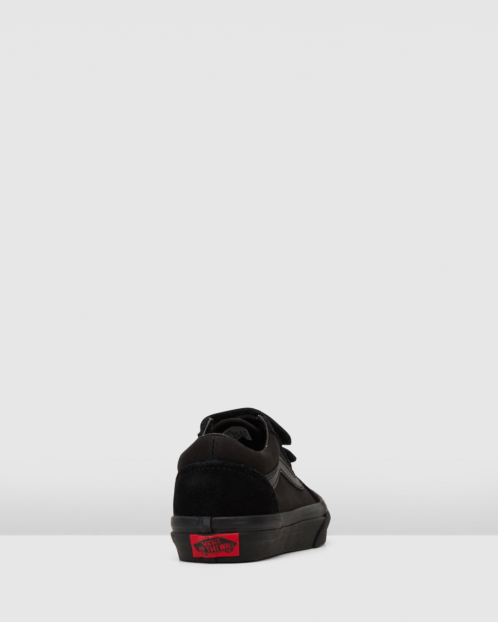 Vans Old Skool V Youth Black/Black Skate Shoes - Classic Sneakers for Boys & Girls - Perfect for Skateboarding, School & Casual Wear
