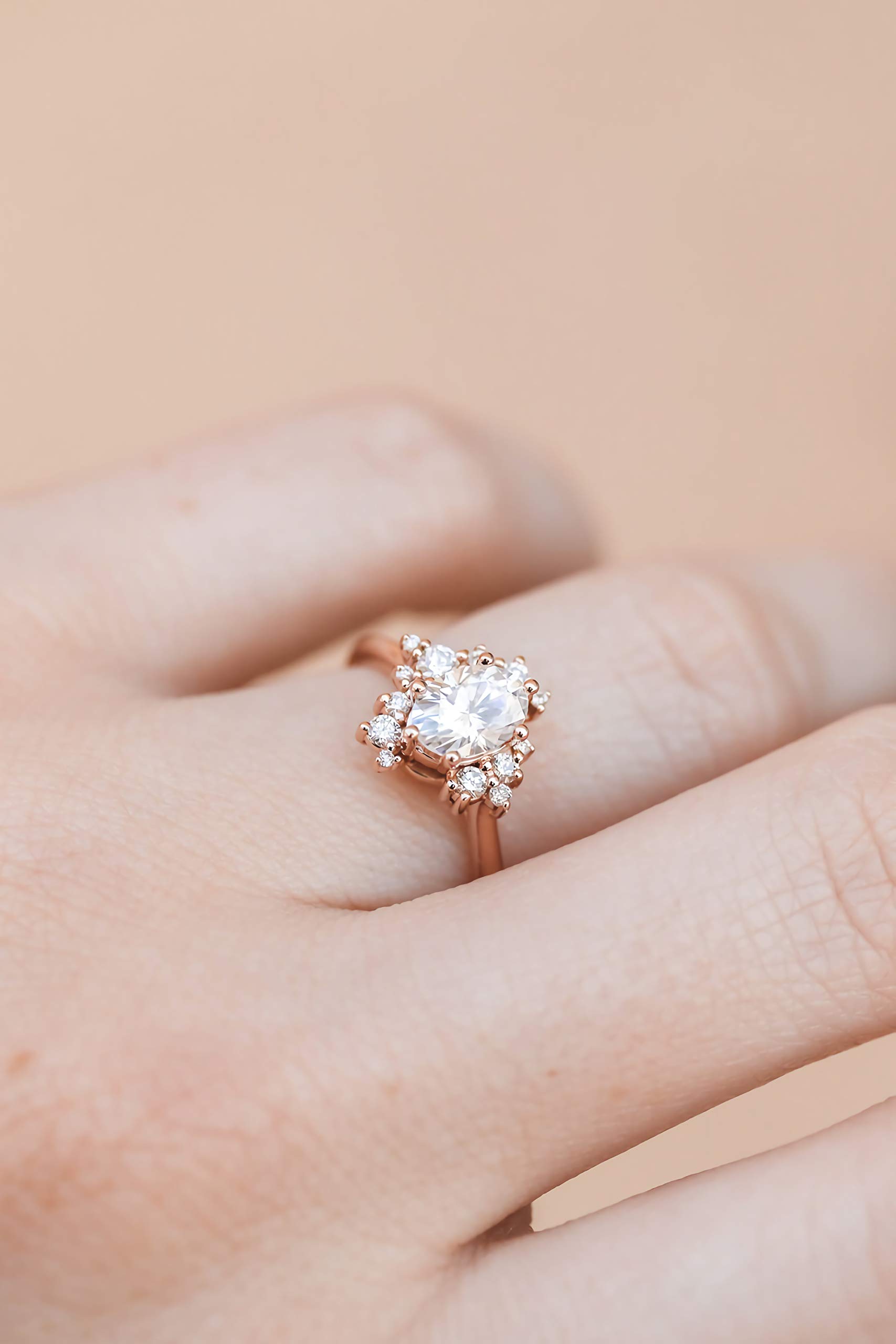 1 Carat (ctw) Moissanite Engagement Ring for Women - 10K 14K 18K Gold or Platinum Plated Silver, Personalized Wedding Band, Anniversary Gift, Bridal Jewelry (Perfect for Proposals, Weddings & Special Occasions)