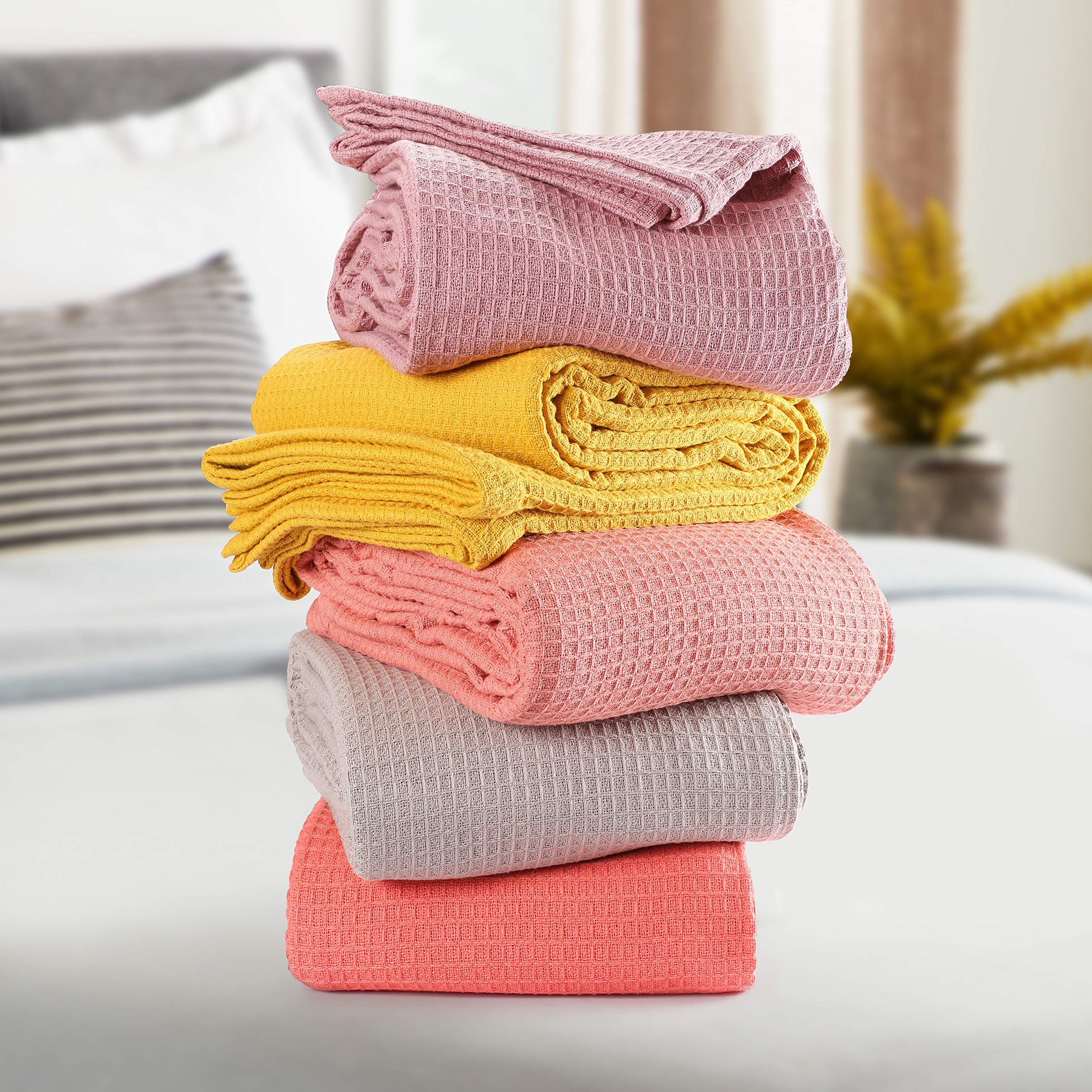 Glamburg 100% Cotton Thermal Blanket - Breathable Twin Size Waffle Weave Blanket for All Seasons | Soft & Cozy Bed Blanket in Baby Pink | Perfect for Home, Dorm, Nursery & Gift Giving